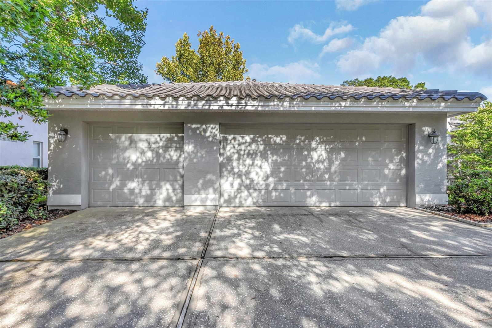 Listing photo id 3 for 17818 Hickory Moss Place