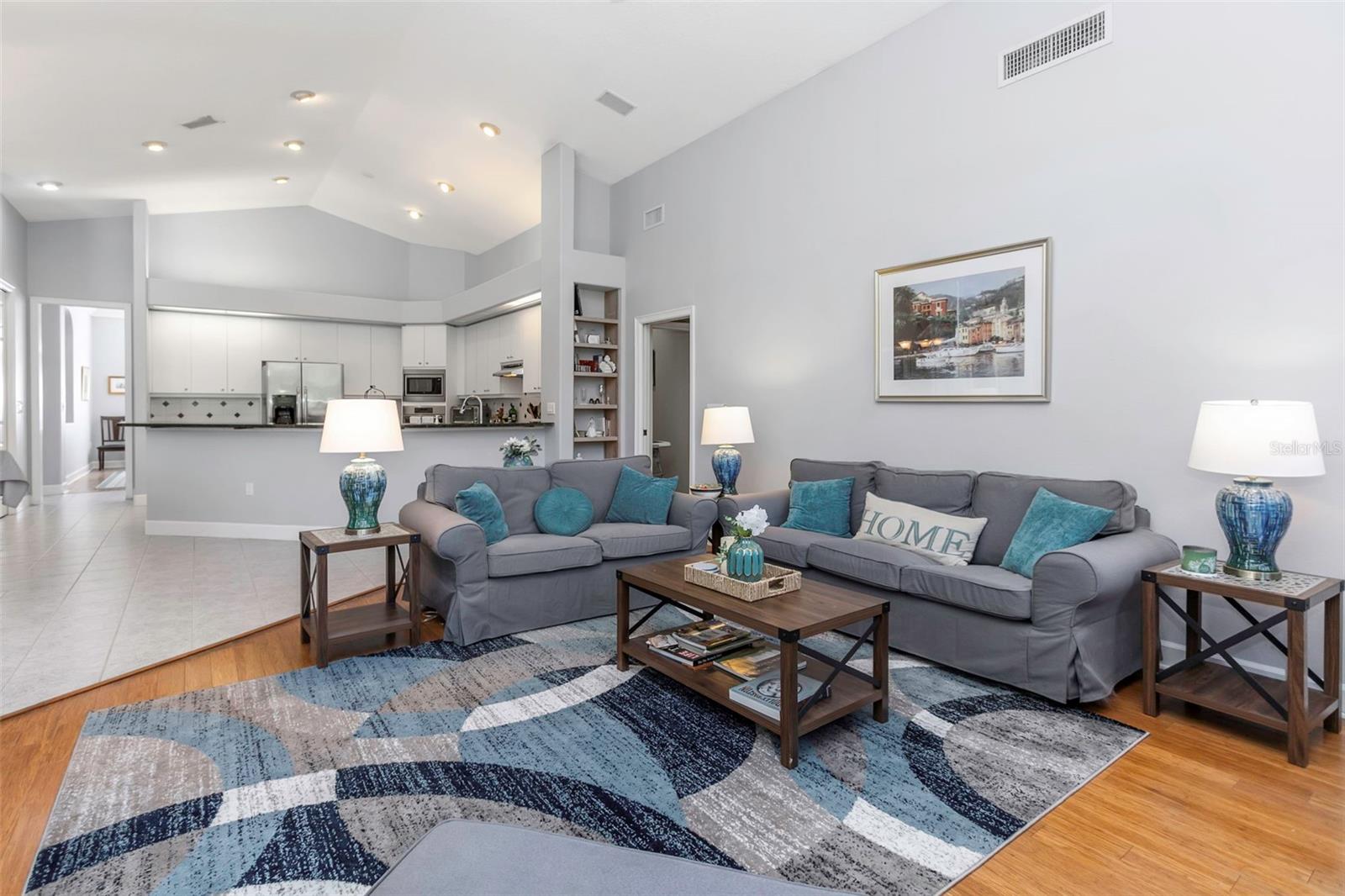 Listing photo id 65 for 17818 Hickory Moss Place
