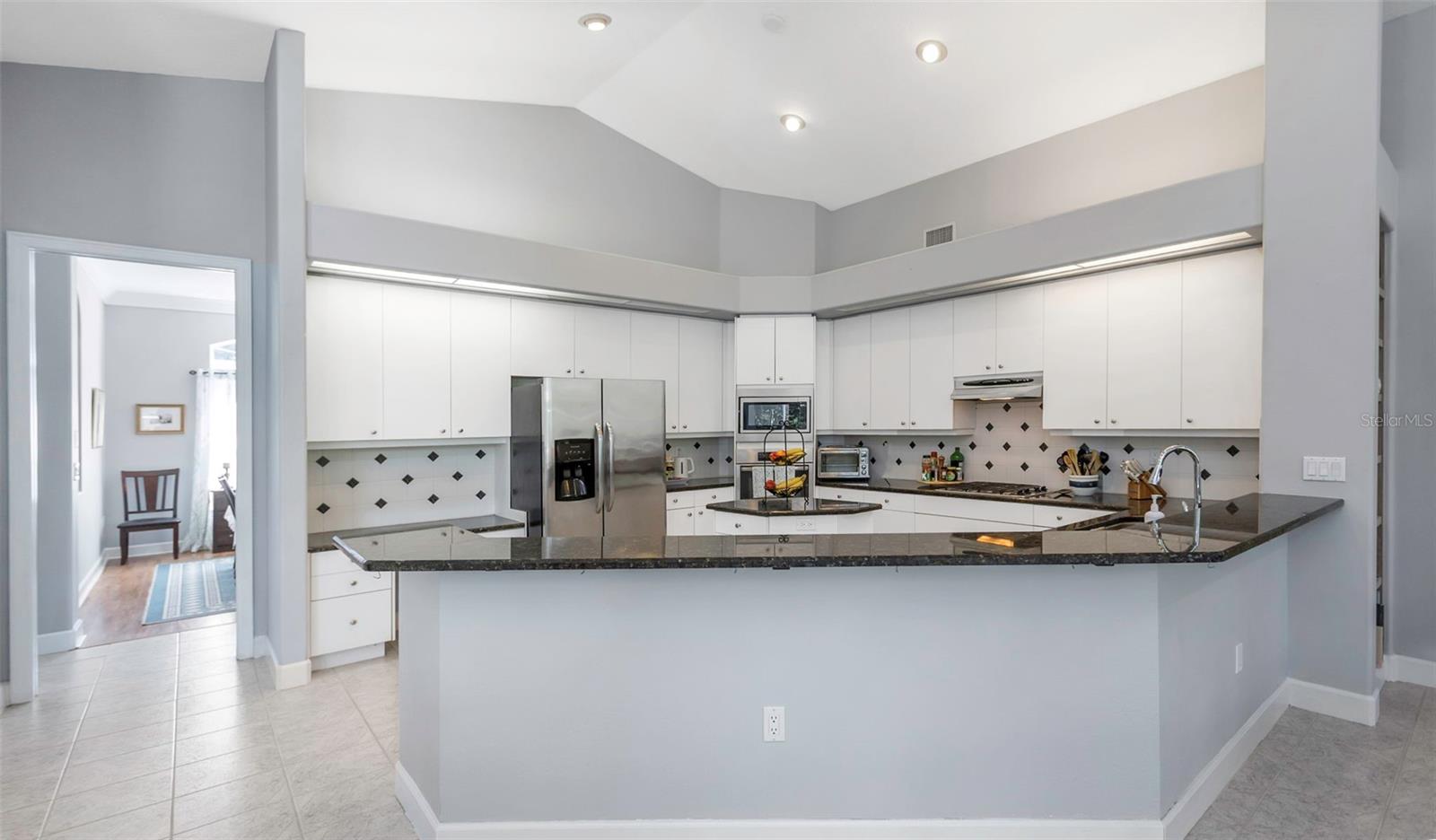 Listing photo id 69 for 17818 Hickory Moss Place