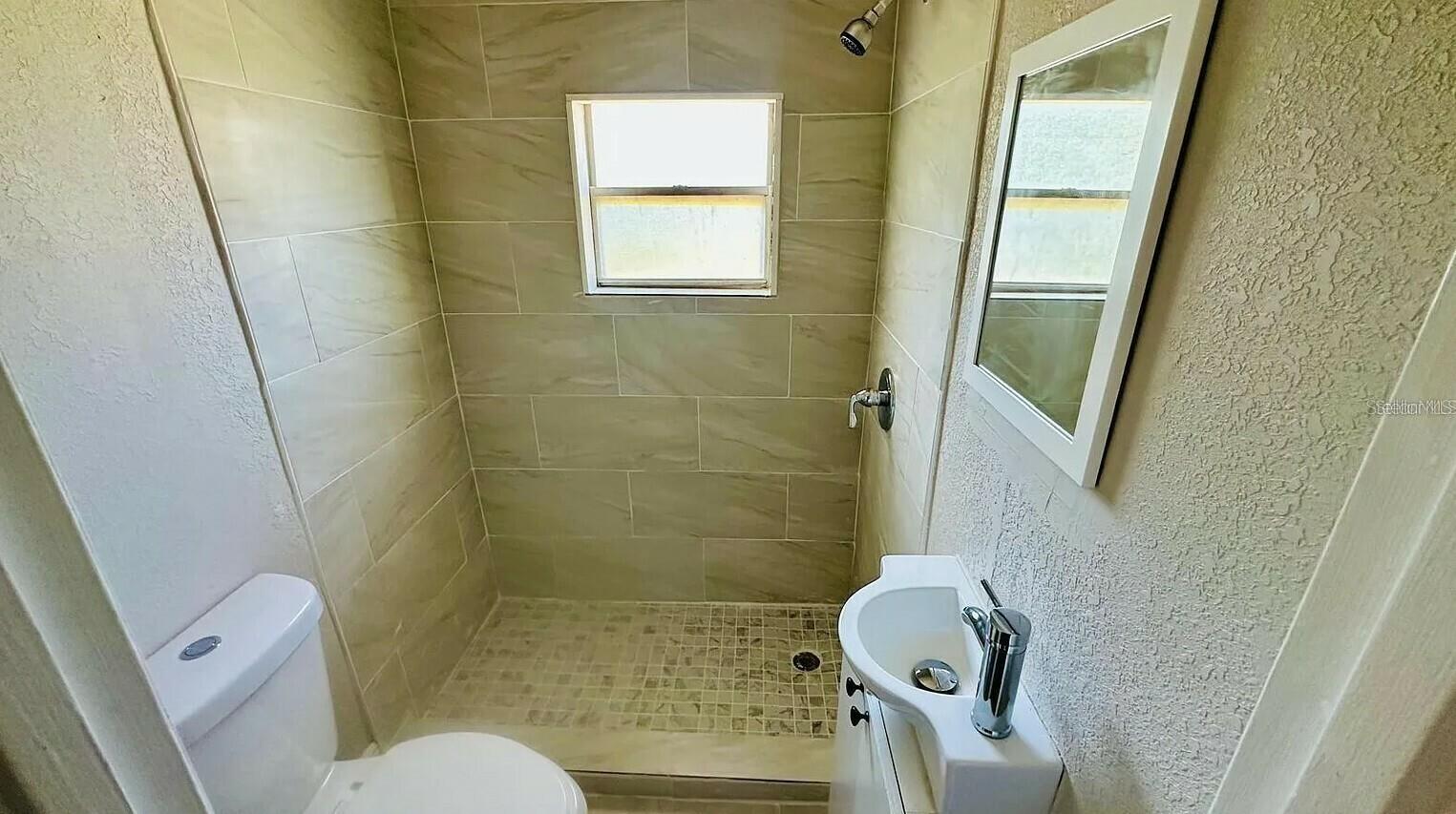 Image 15 of 22 For 1318 Neely Drive