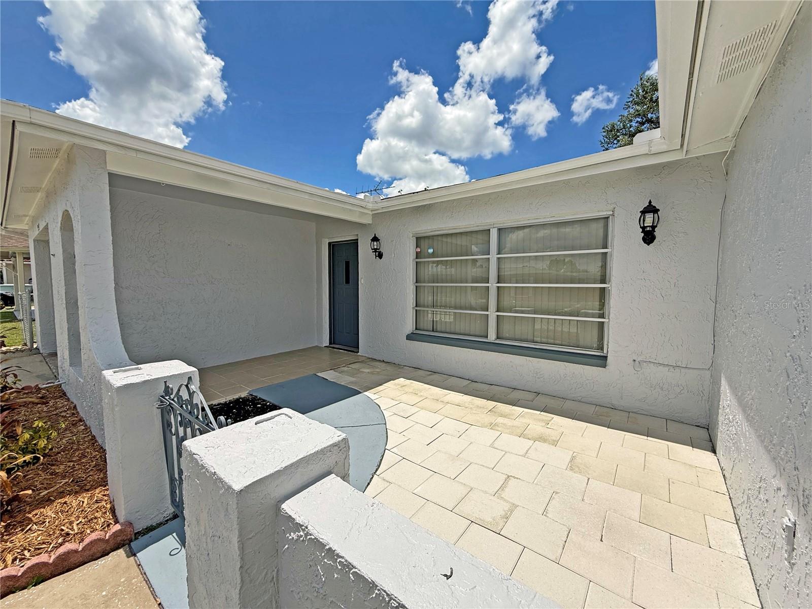 Image 3 of 15 For 9239 Dresden Lane