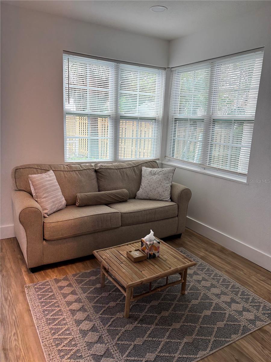 Image 7 of 13 For 14141 Gulf Boulevard 5