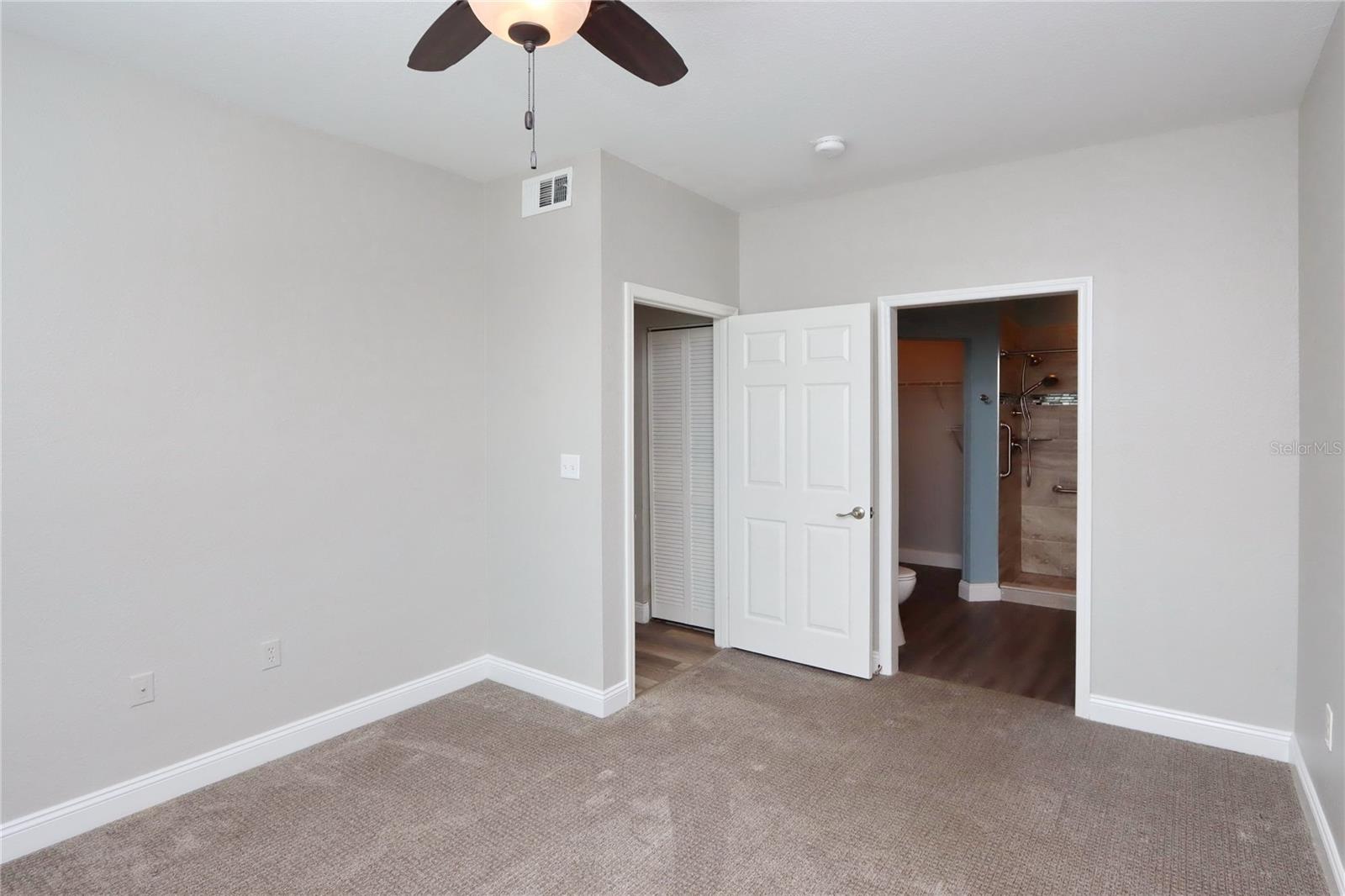 Image 21 of 25 For 9088 Lake Chase Island Way 9088