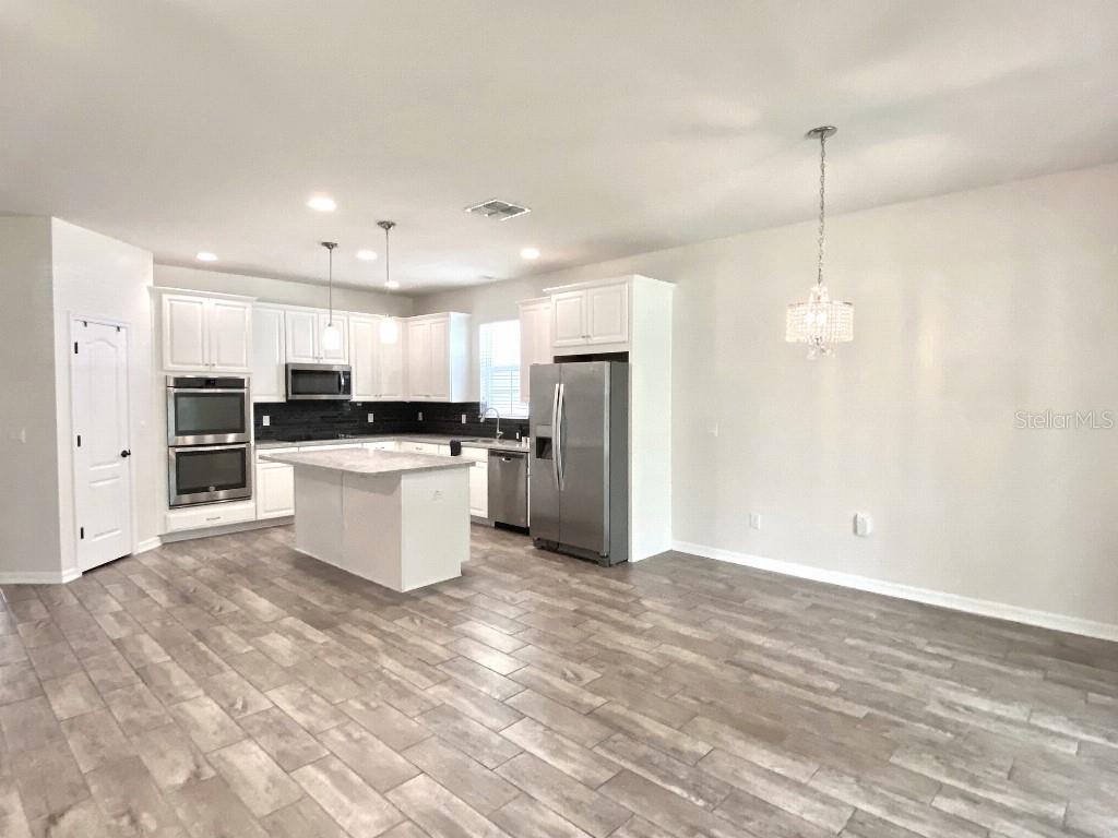 Image 4 of 41 For 15575 Hamlin Blossom Avenue