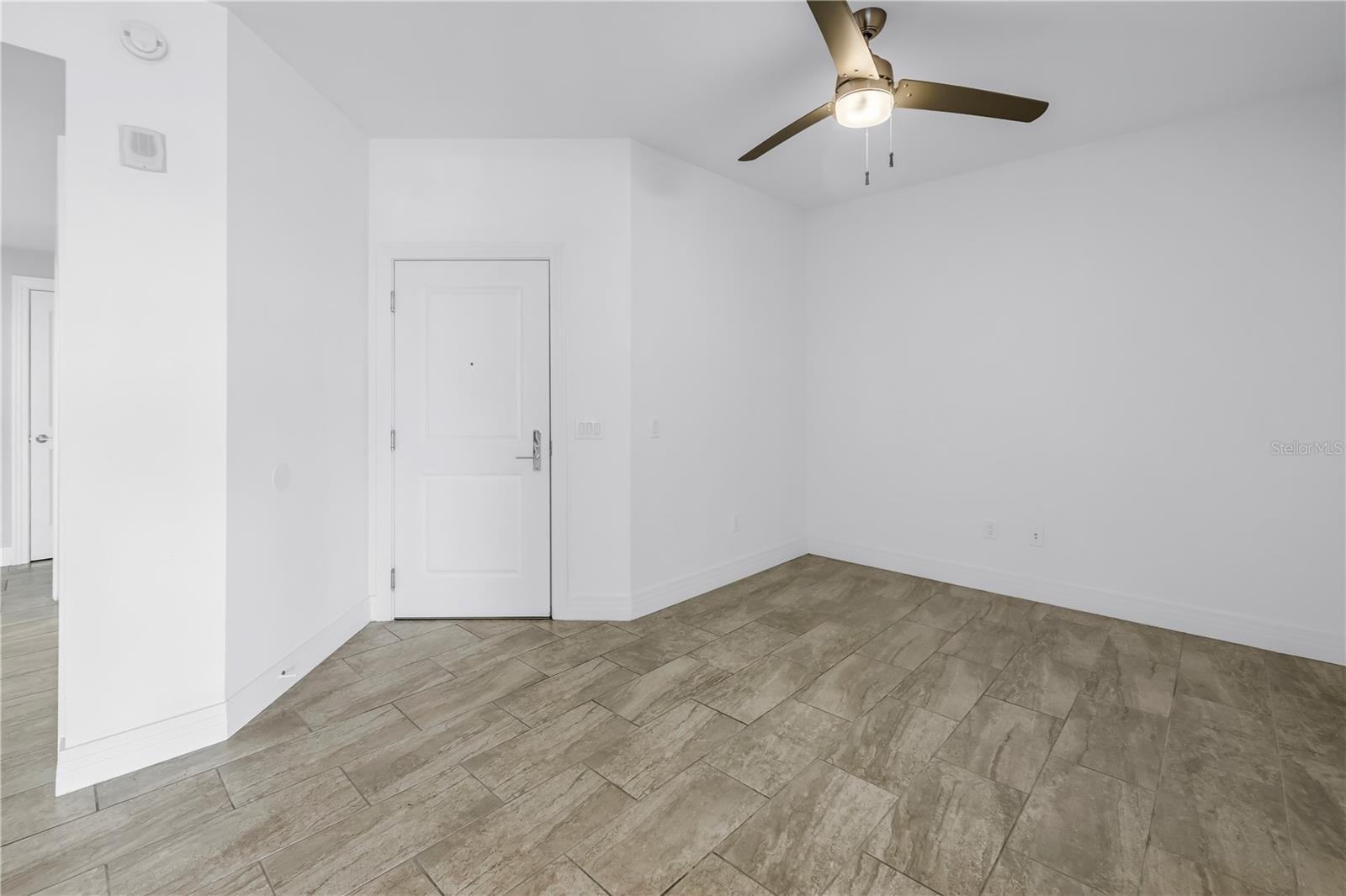 Image 6 of 39 For 1325 Snell Isle Boulevard Ne 505