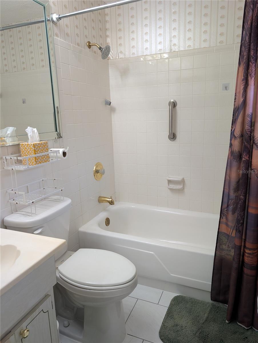 Image 27 of 57 For 3913 99th Terrace N
