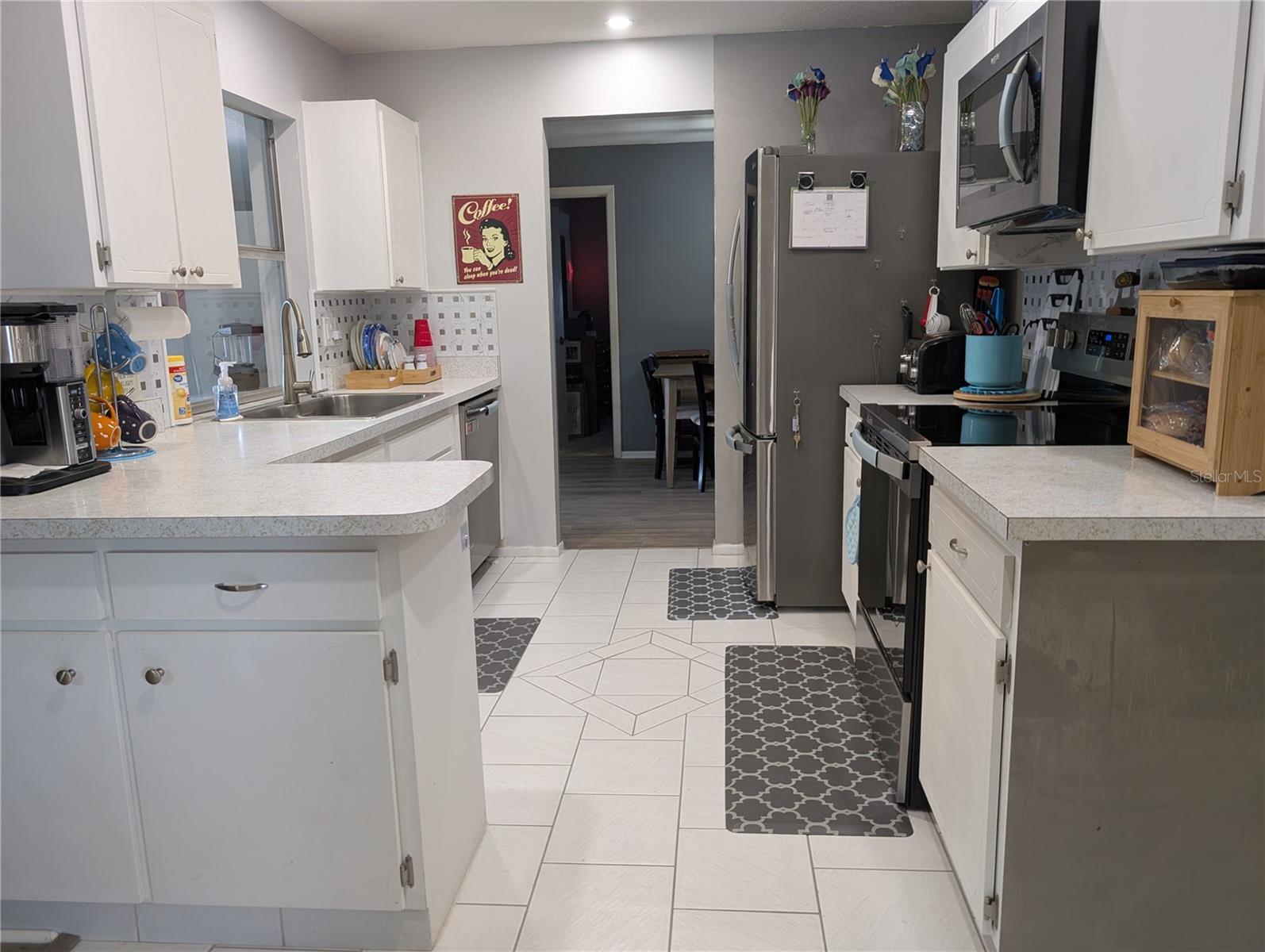 Image 4 of 57 For 3913 99th Terrace N