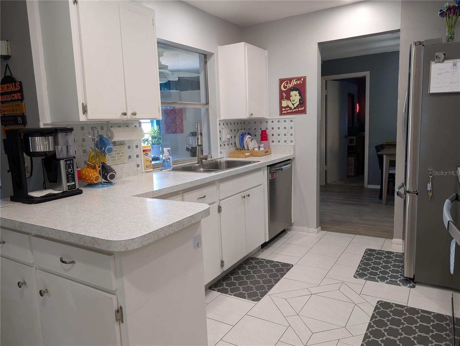 Image 5 of 57 For 3913 99th Terrace N