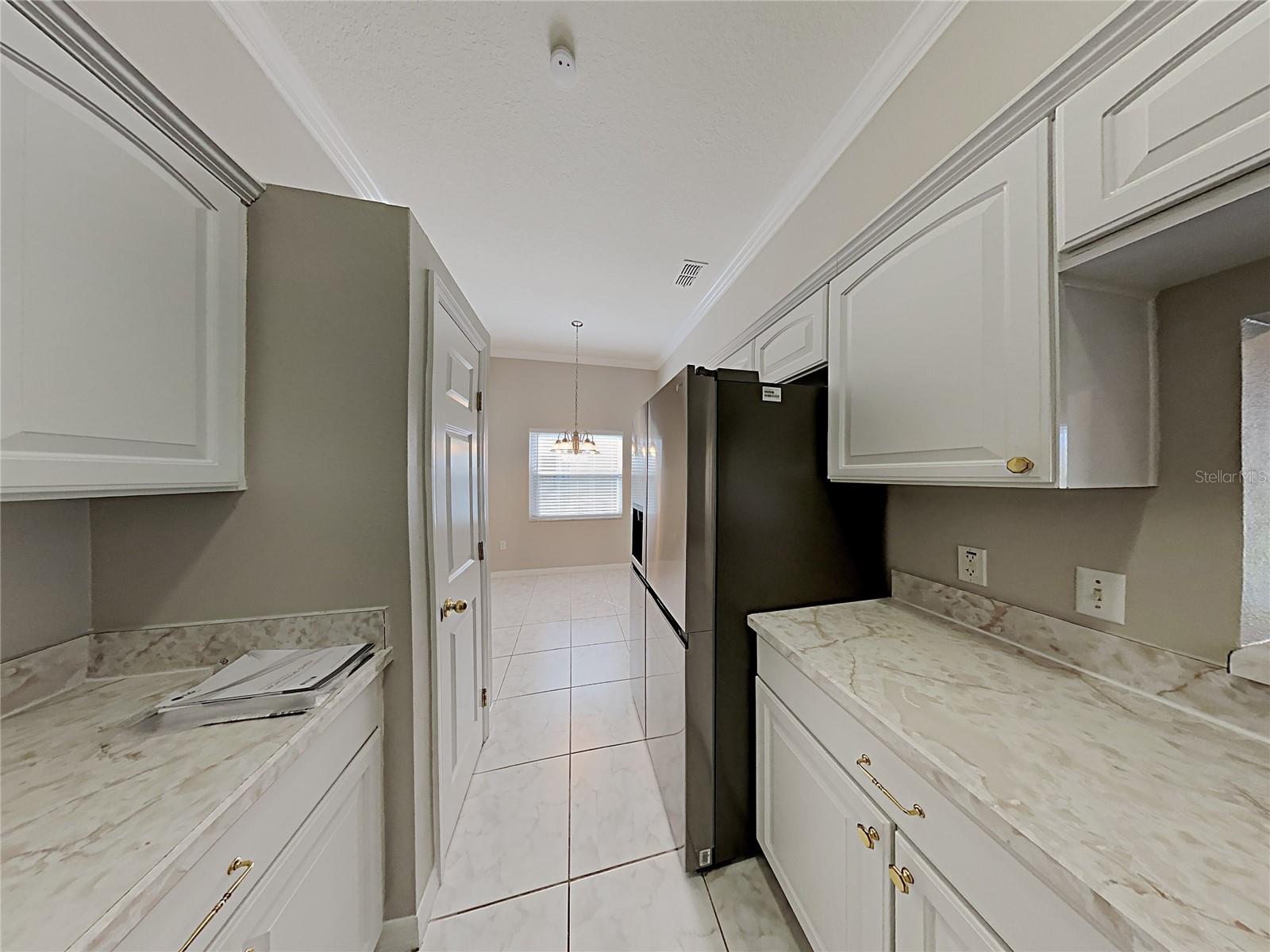 Image 10 of 22 For 11706 Broad Oak Court
