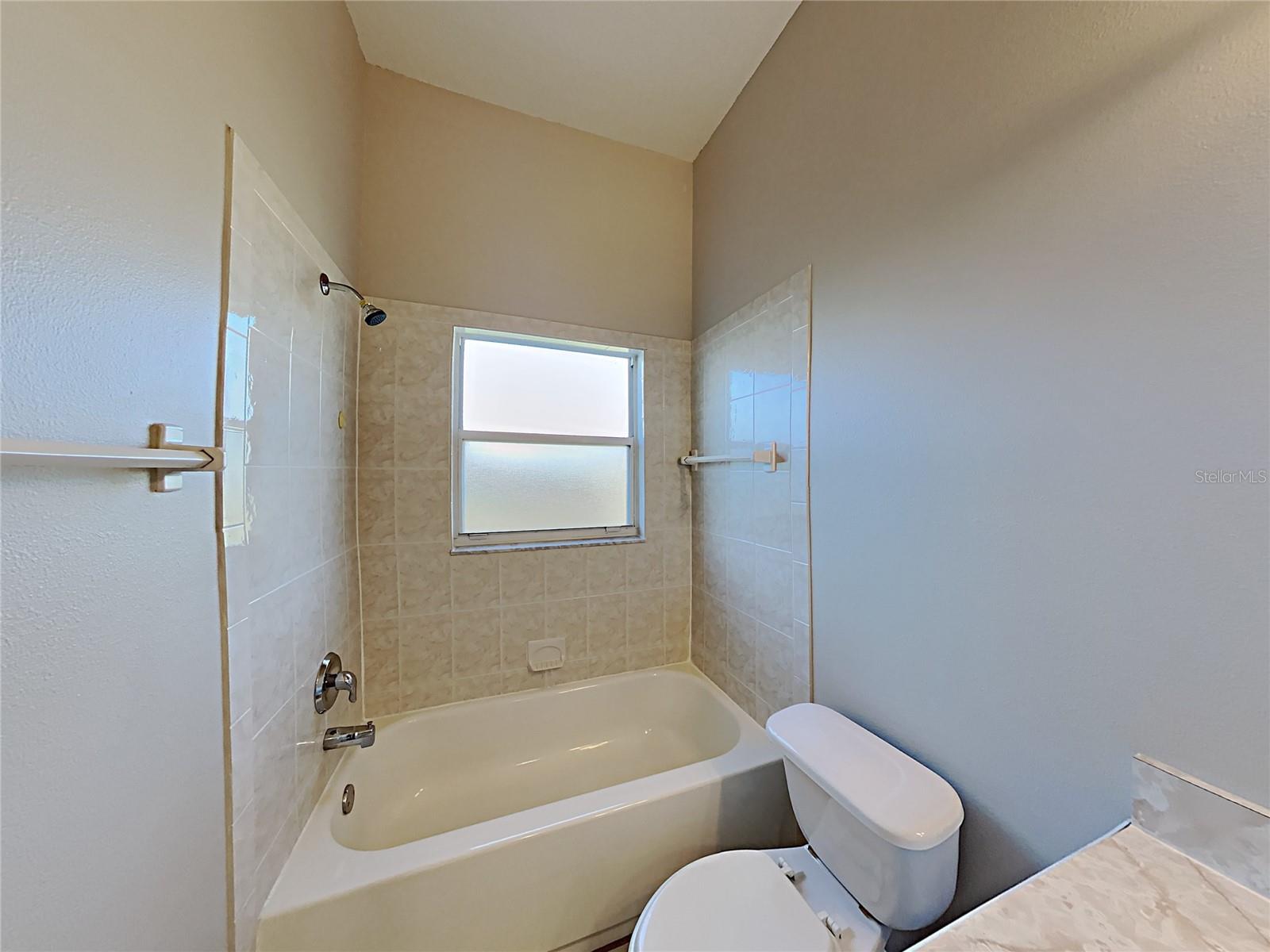 Image 12 of 22 For 11706 Broad Oak Court