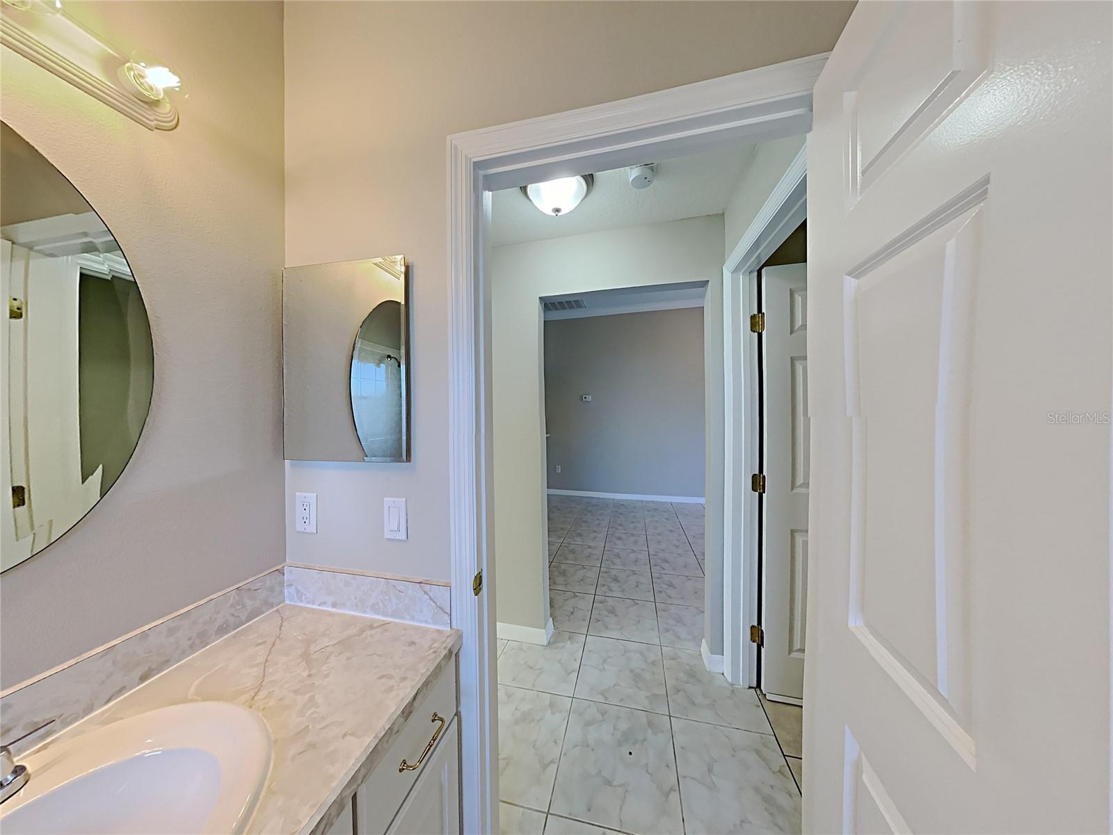 Image 13 of 22 For 11706 Broad Oak Court