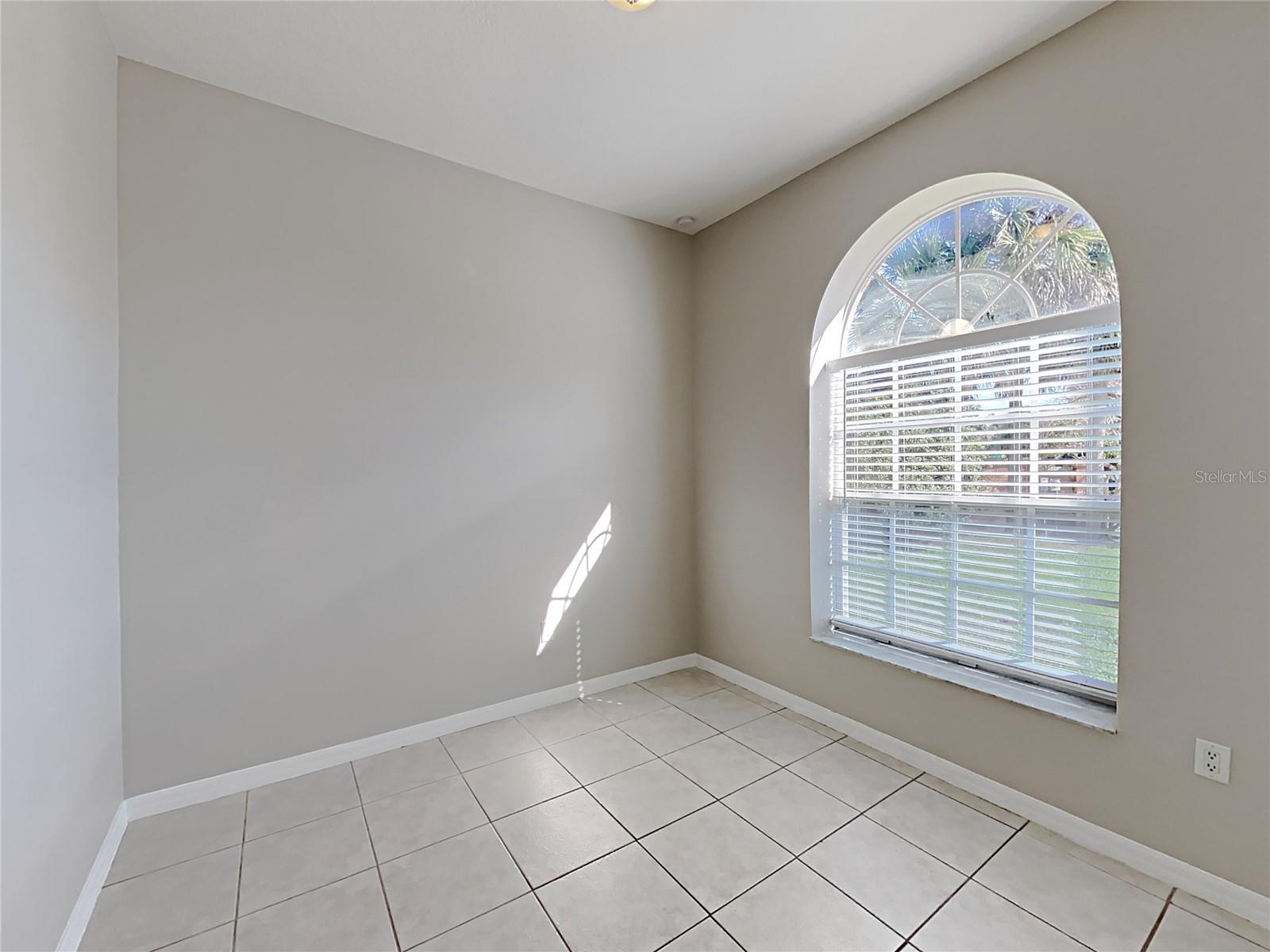 Image 17 of 22 For 11706 Broad Oak Court