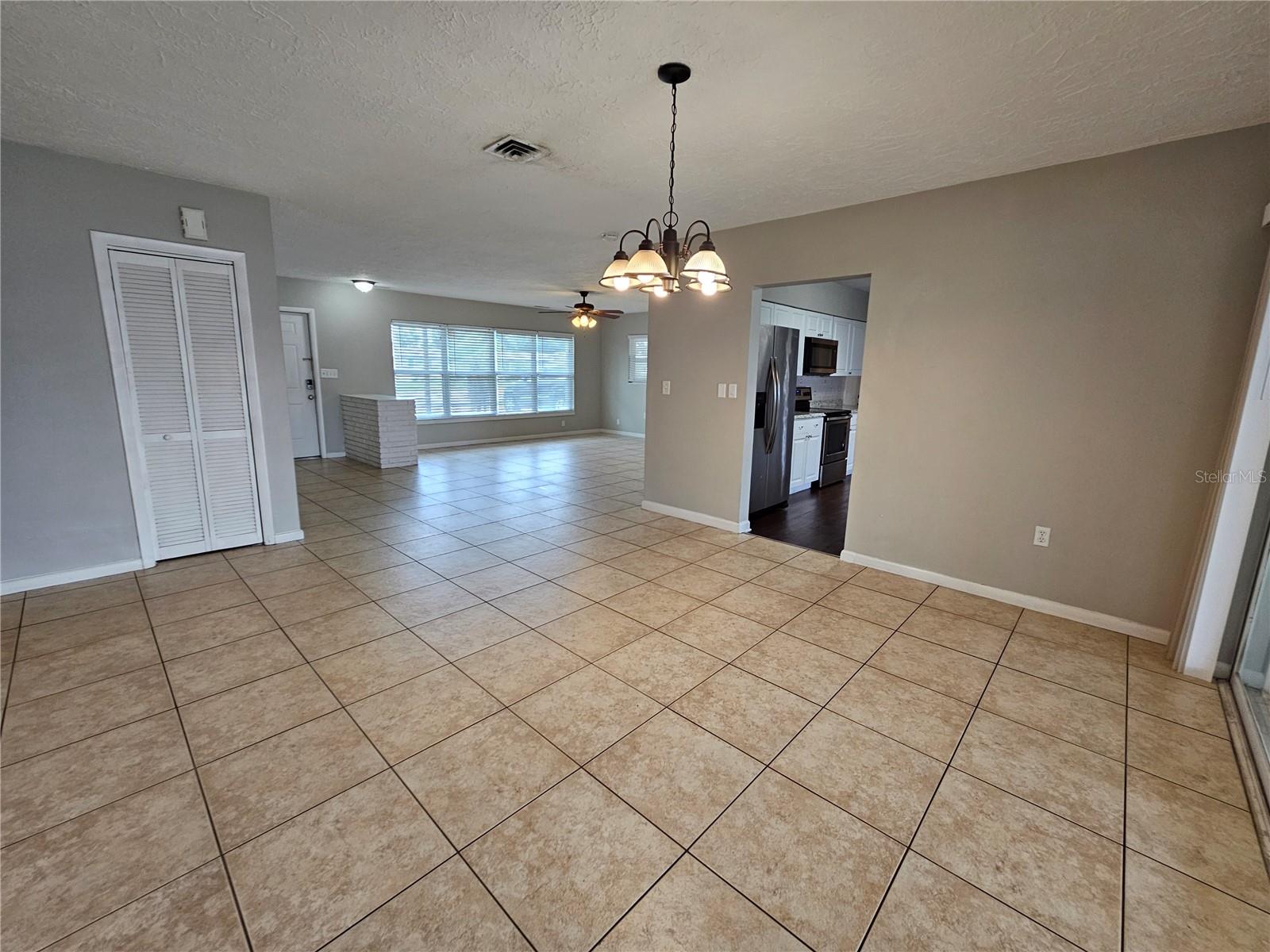 Image 15 of 32 For 5206 6th Avenue Drive W