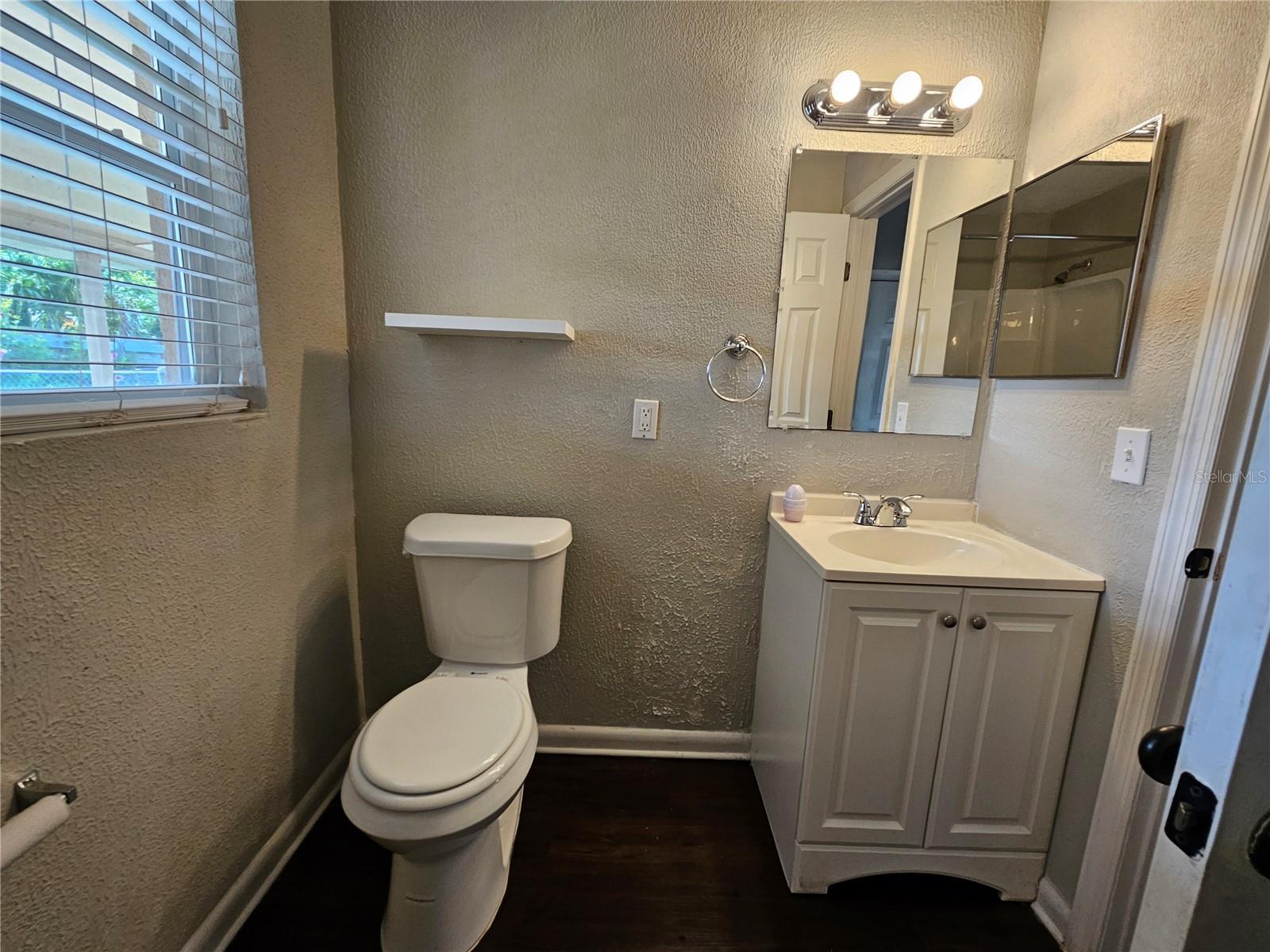 Image 29 of 32 For 5206 6th Avenue Drive W