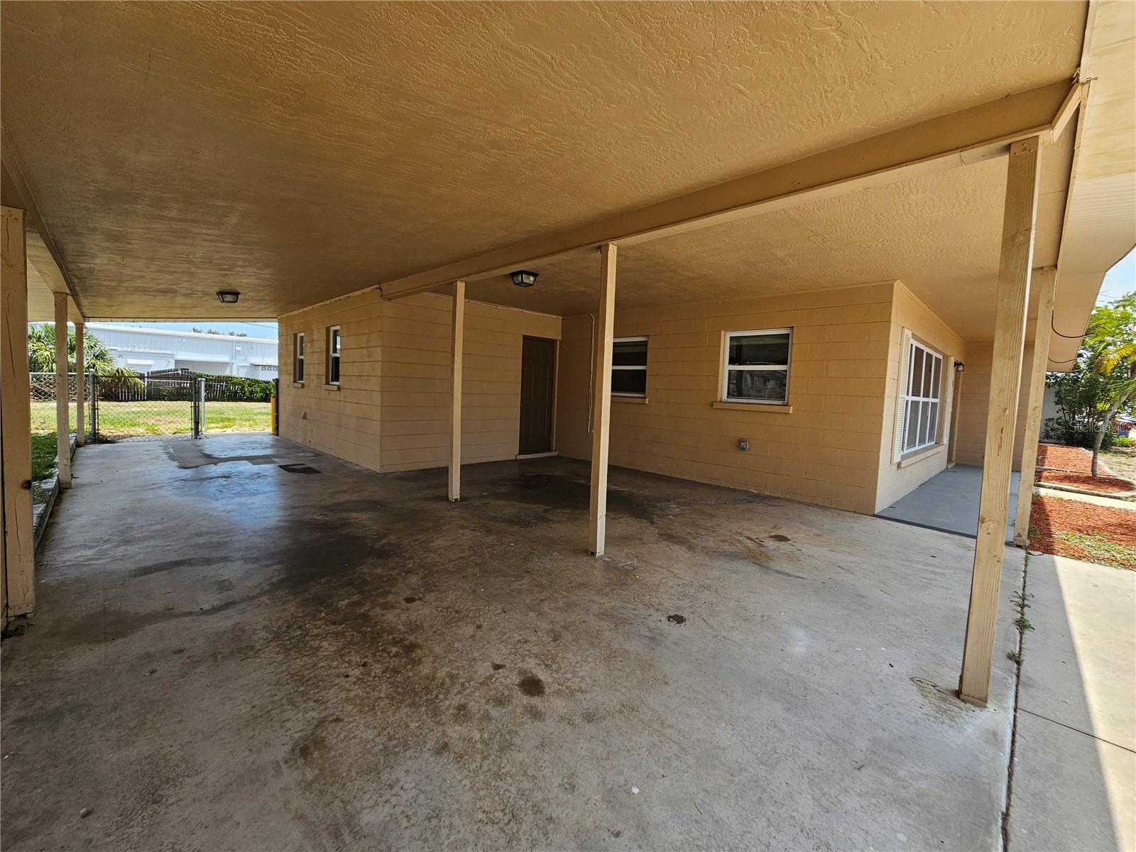Image 7 of 32 For 5206 6th Avenue Drive W
