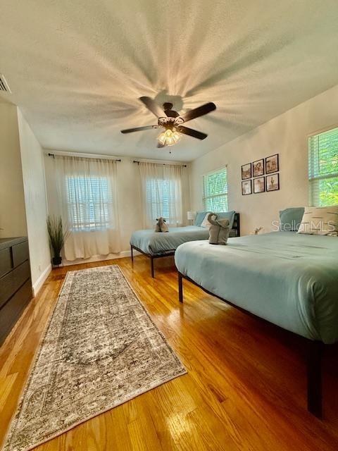 Image 17 of 31 For 1145 53rd Avenue N