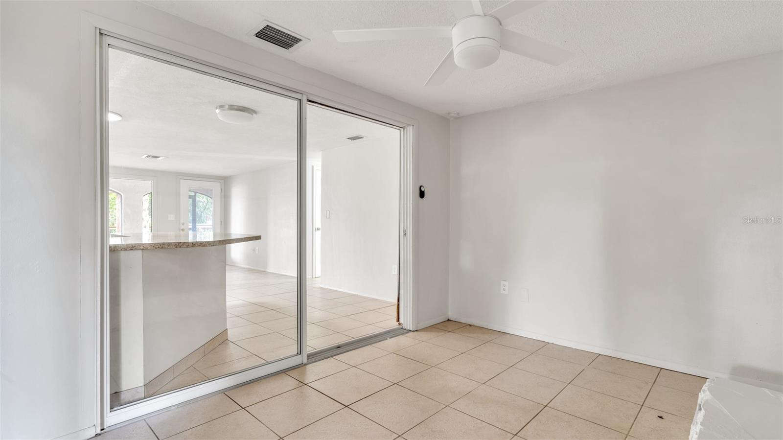 Image 16 of 42 For 7634 Fox Hollow Drive