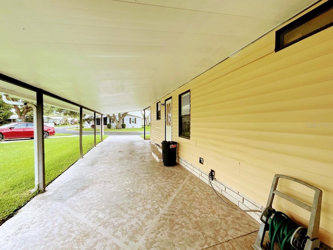 Listing photo id 28 for 3110 Hidden Lake Drive