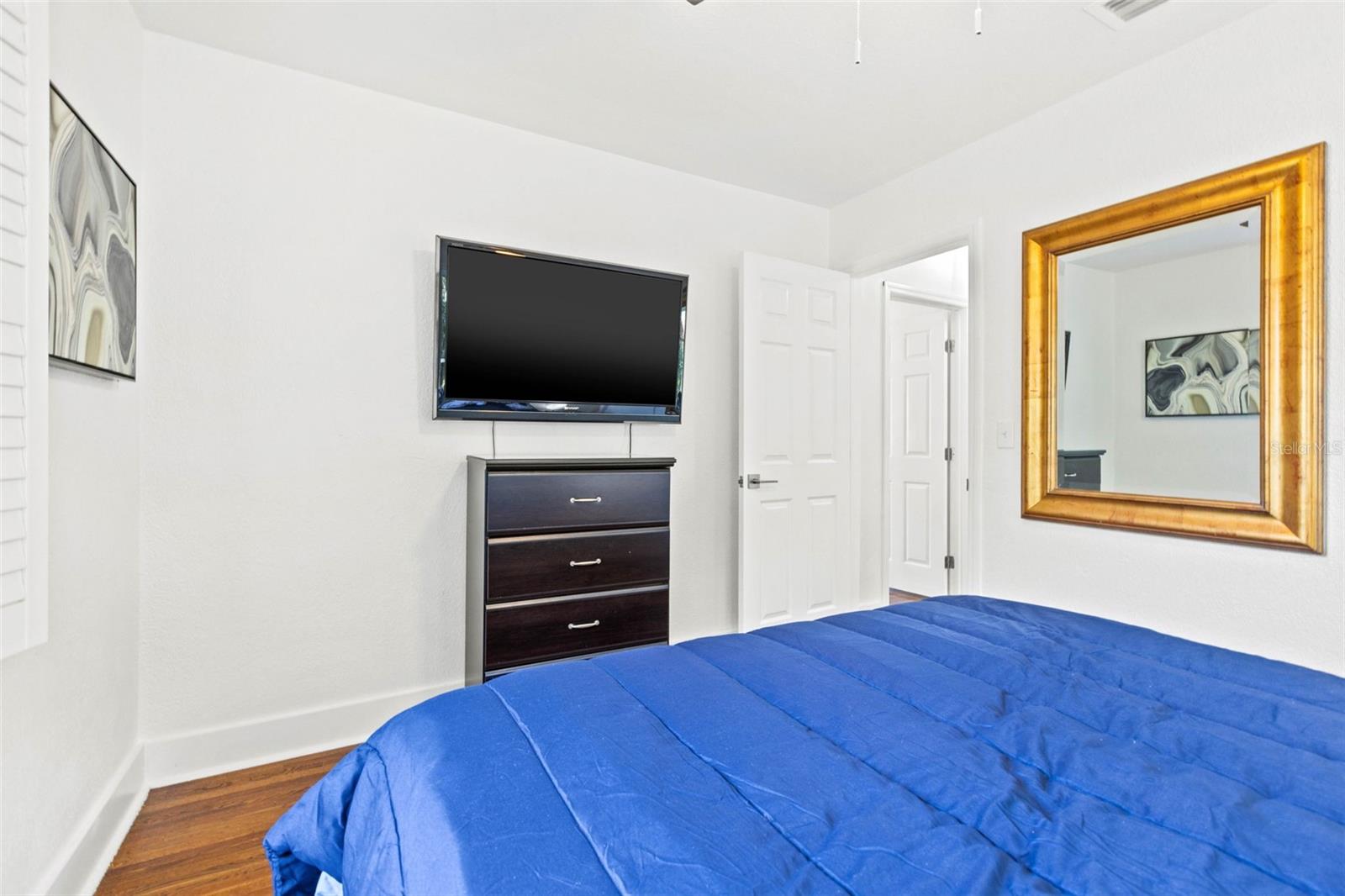 Image 11 of 16 For 104 Cirus Avenue