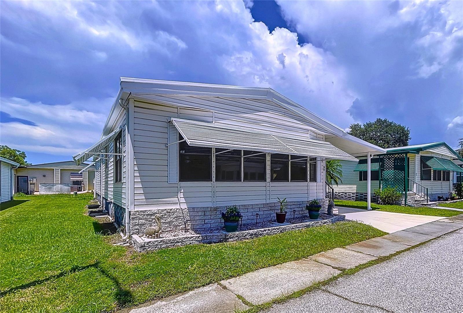 Image 41 of 44 For 98 Dolphin Drive N