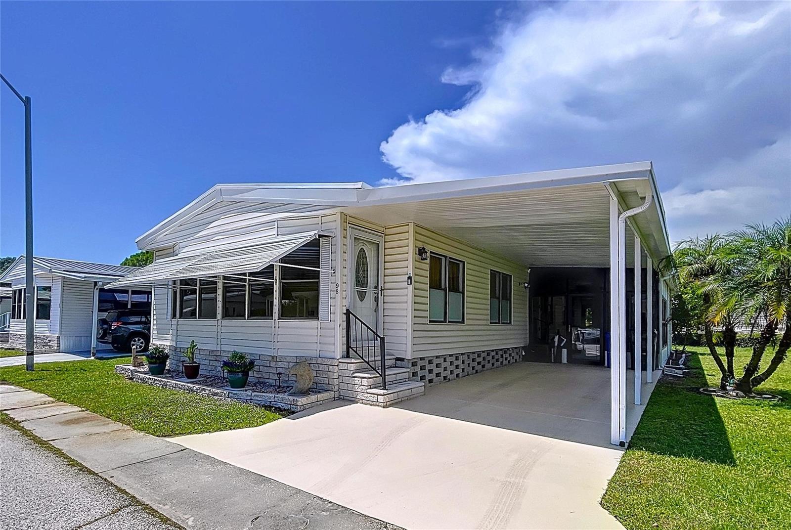 Image 42 of 44 For 98 Dolphin Drive N