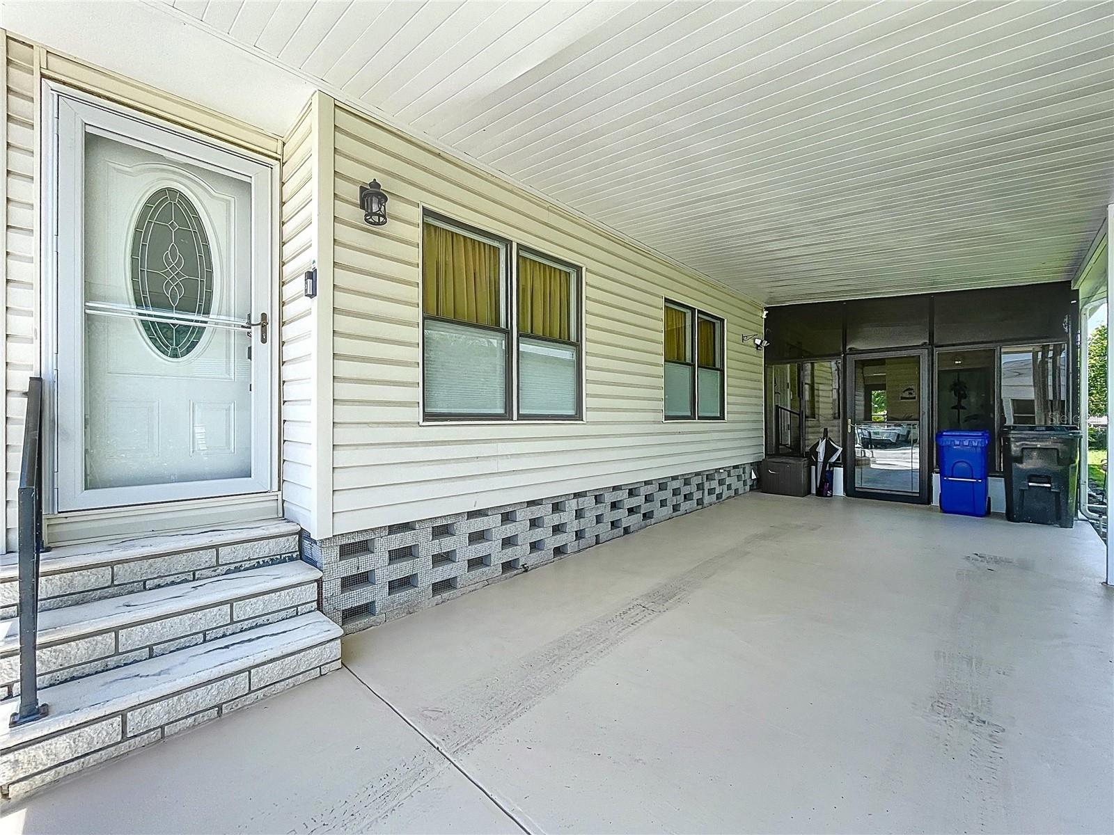 Image 7 of 44 For 98 Dolphin Drive N