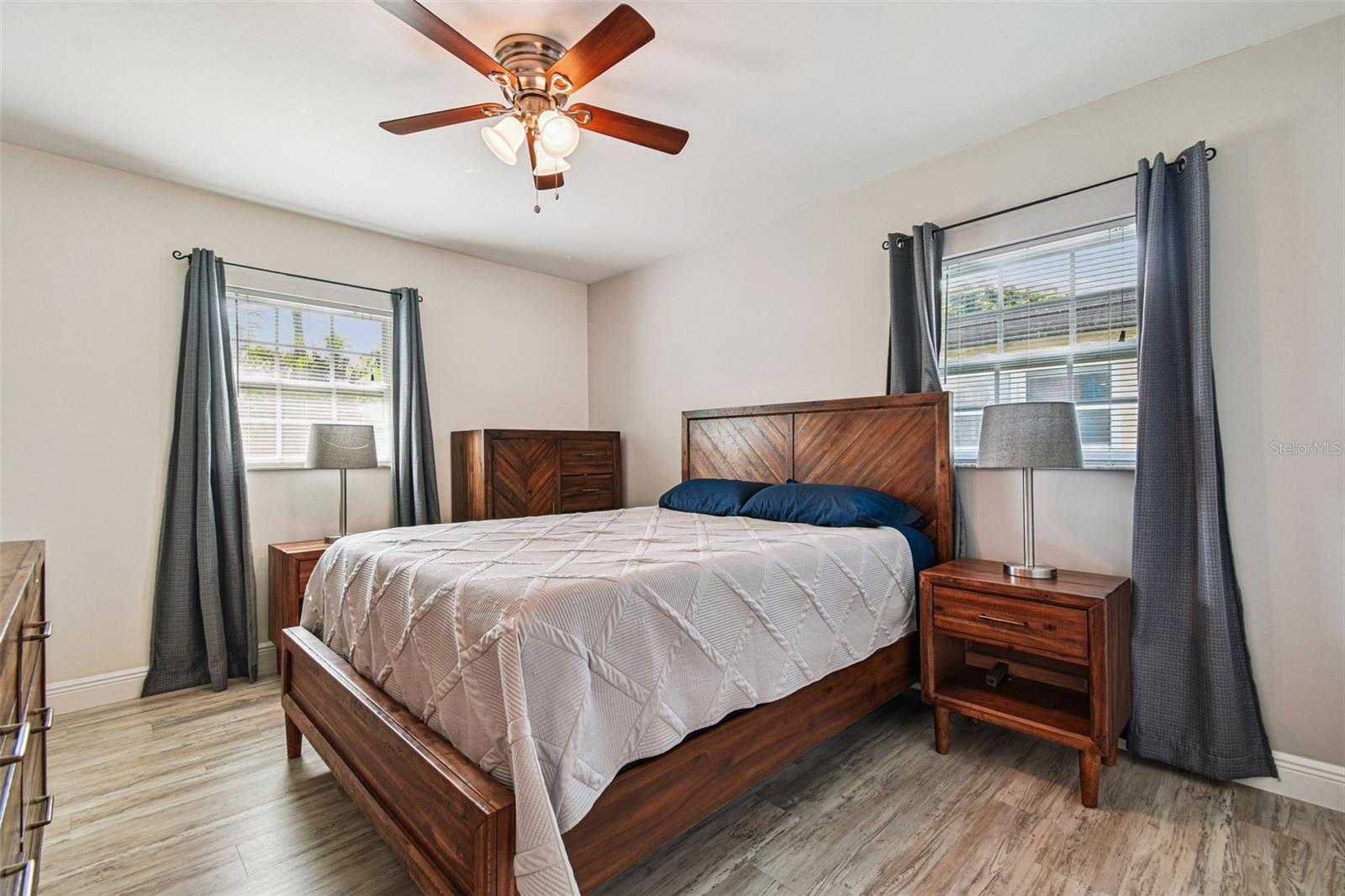 Image 16 of 38 For 6416 Mornay Drive