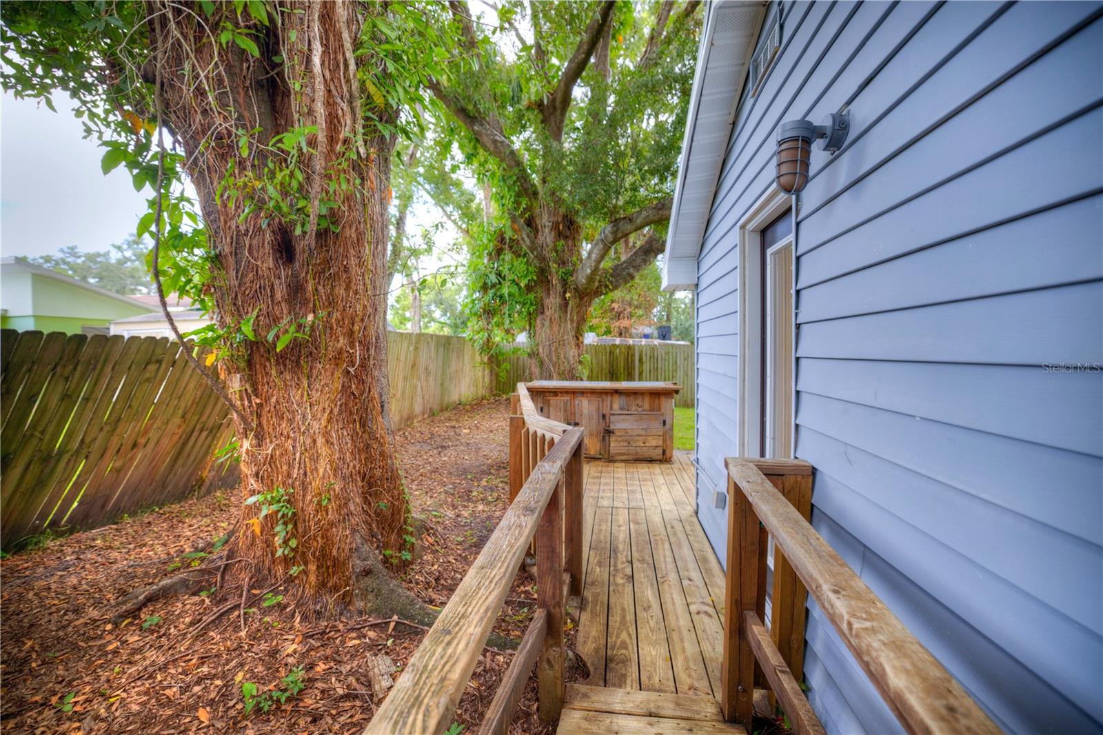 Image 32 of 45 For 6912 Willow Avenue