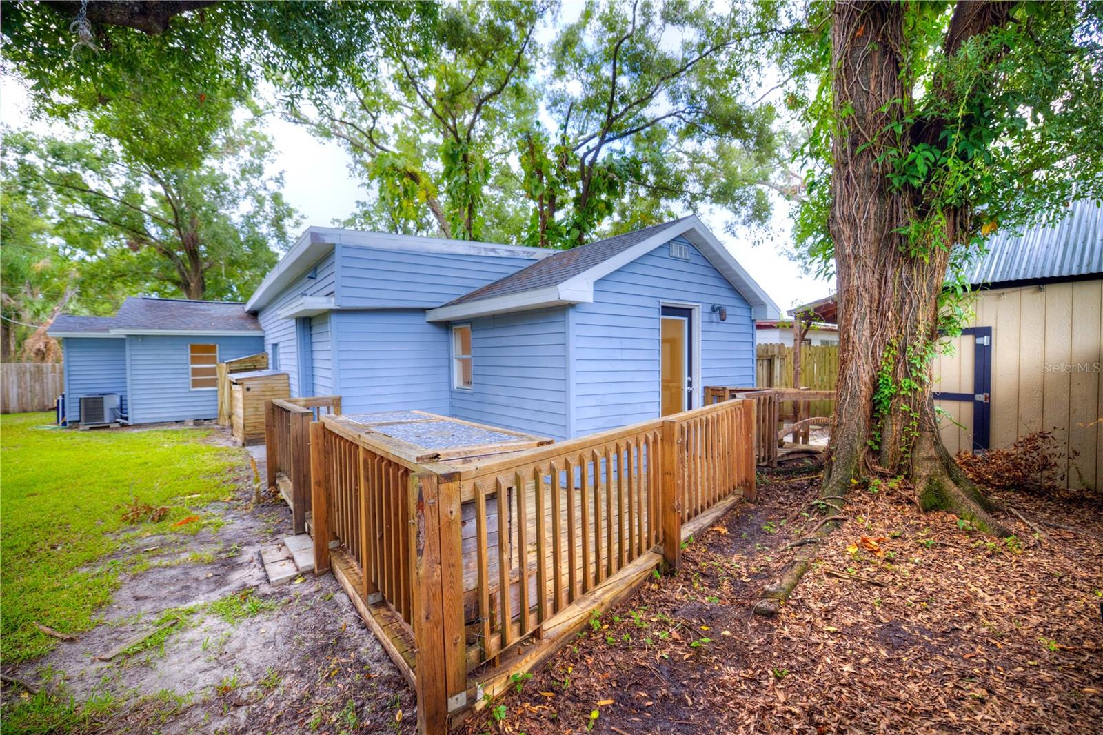Image 37 of 45 For 6912 Willow Avenue