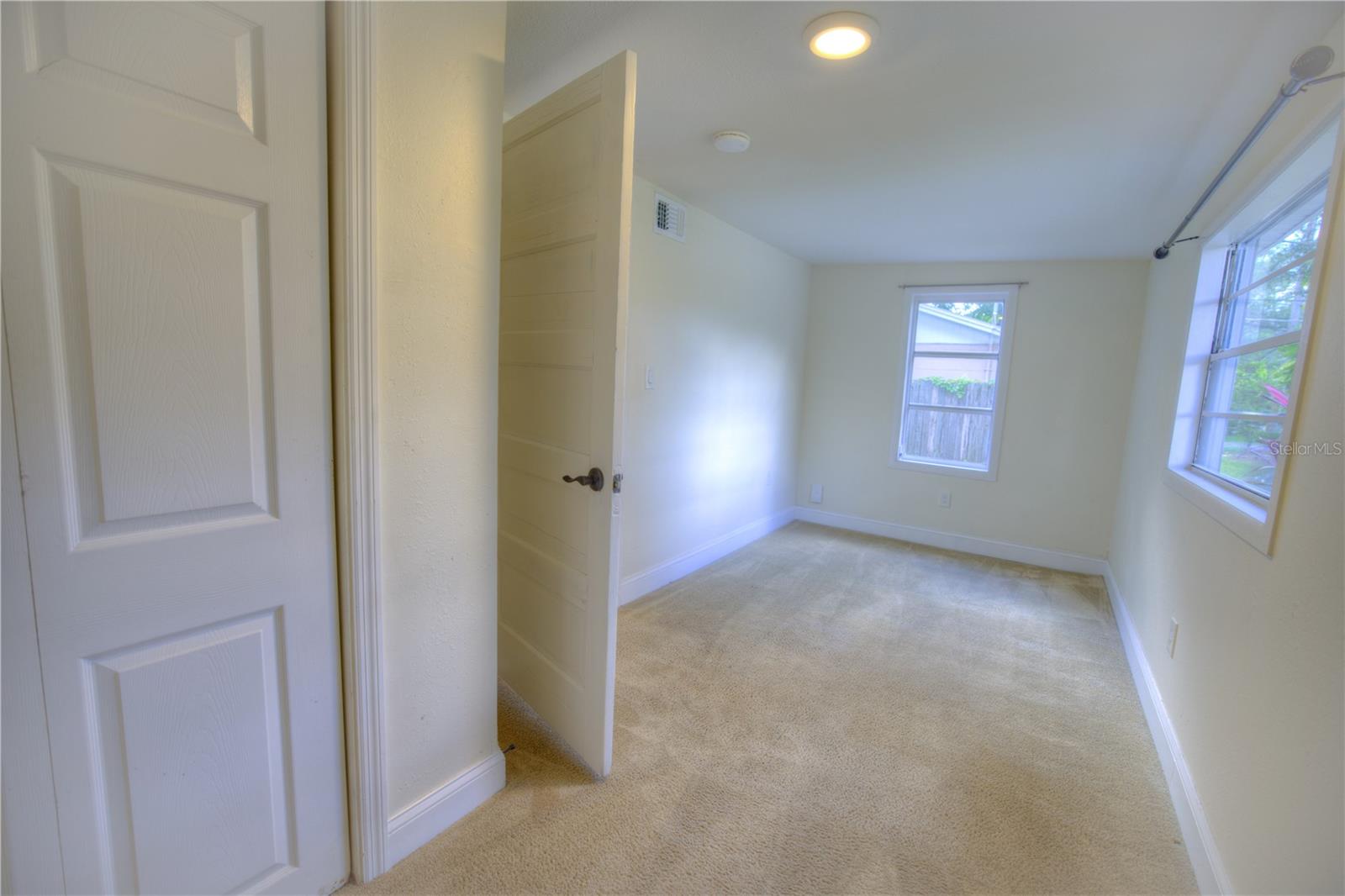 Image 8 of 45 For 6912 Willow Avenue