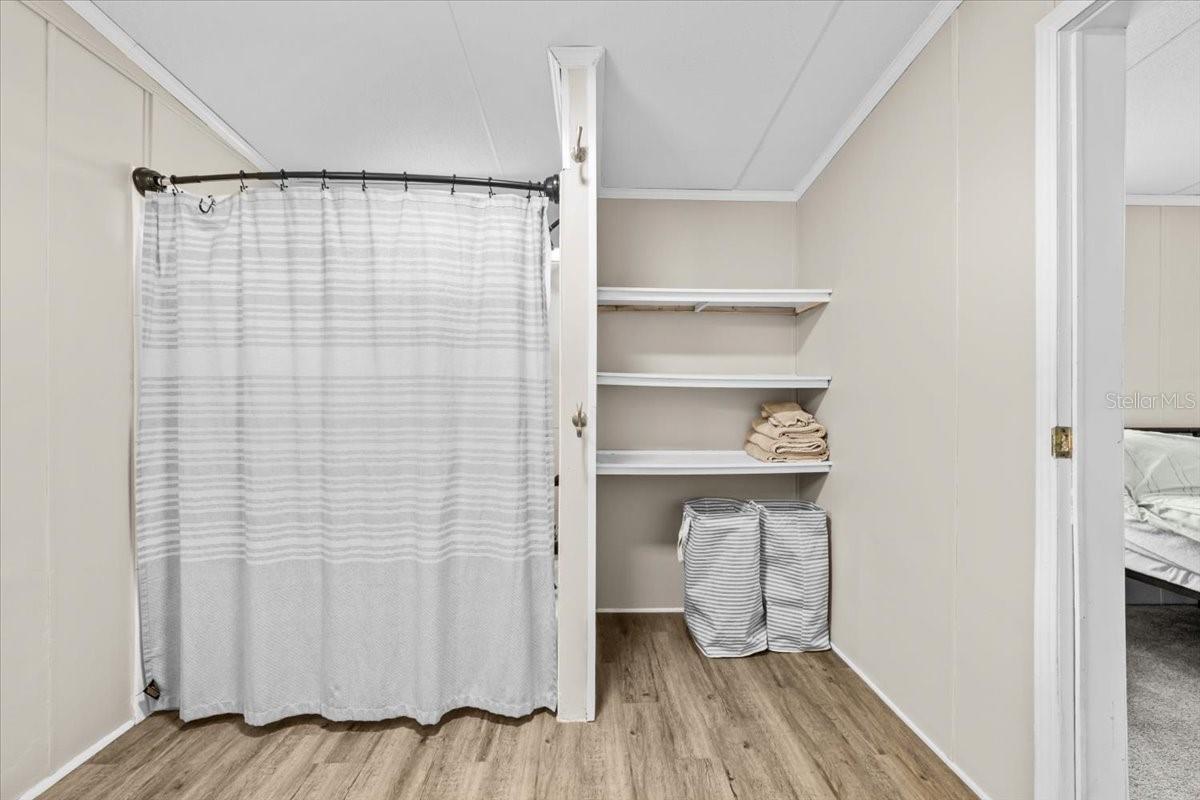 Image 30 of 45 For 13920 Hillcrest Drive