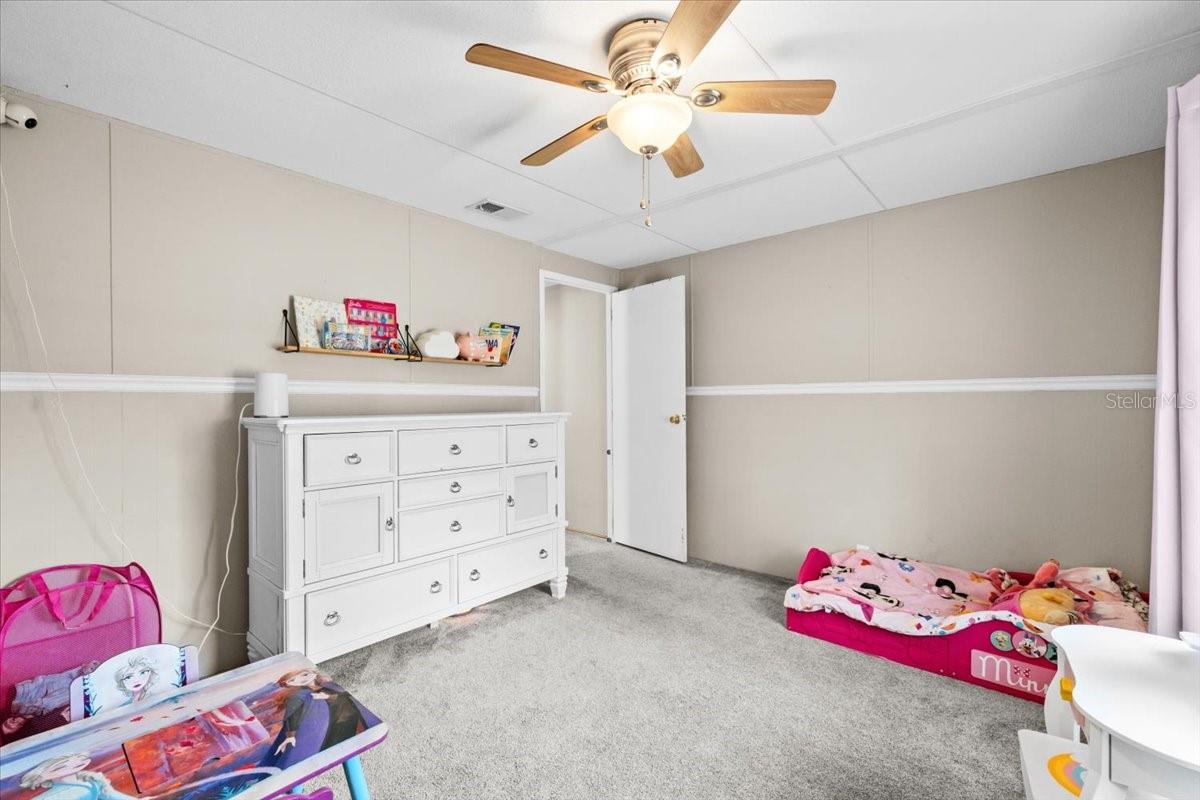 Image 37 of 45 For 13920 Hillcrest Drive