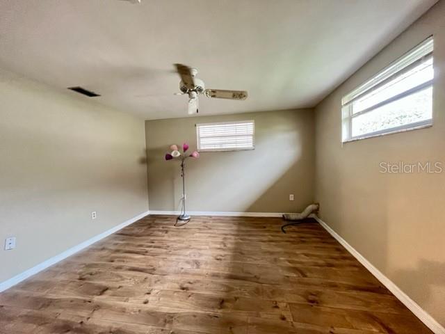 Image 11 of 21 For 7540 Oakshire Drive