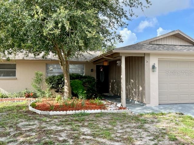 Image 3 of 21 For 7540 Oakshire Drive