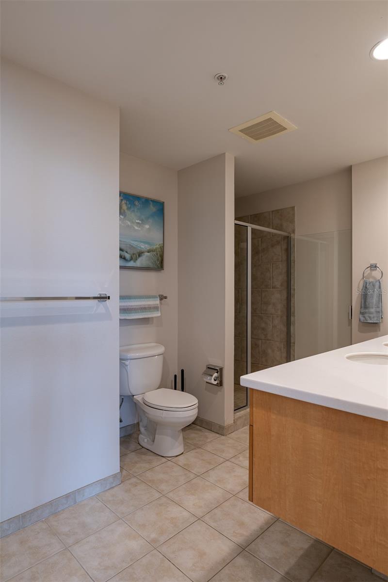 Image 14 of 25 For 1120 Kennedy Boulevard 318
