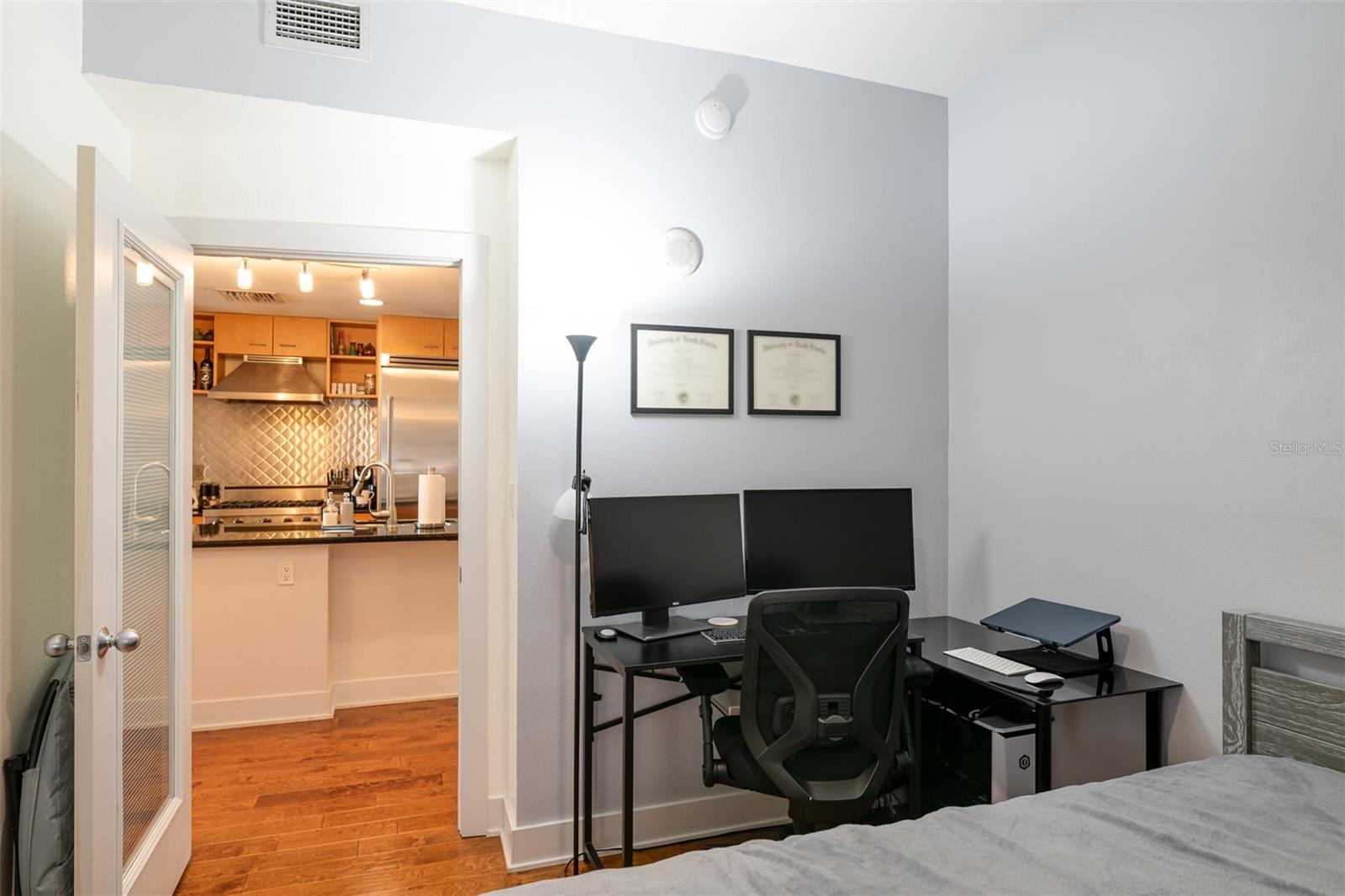 Image 17 of 25 For 1120 Kennedy Boulevard 318