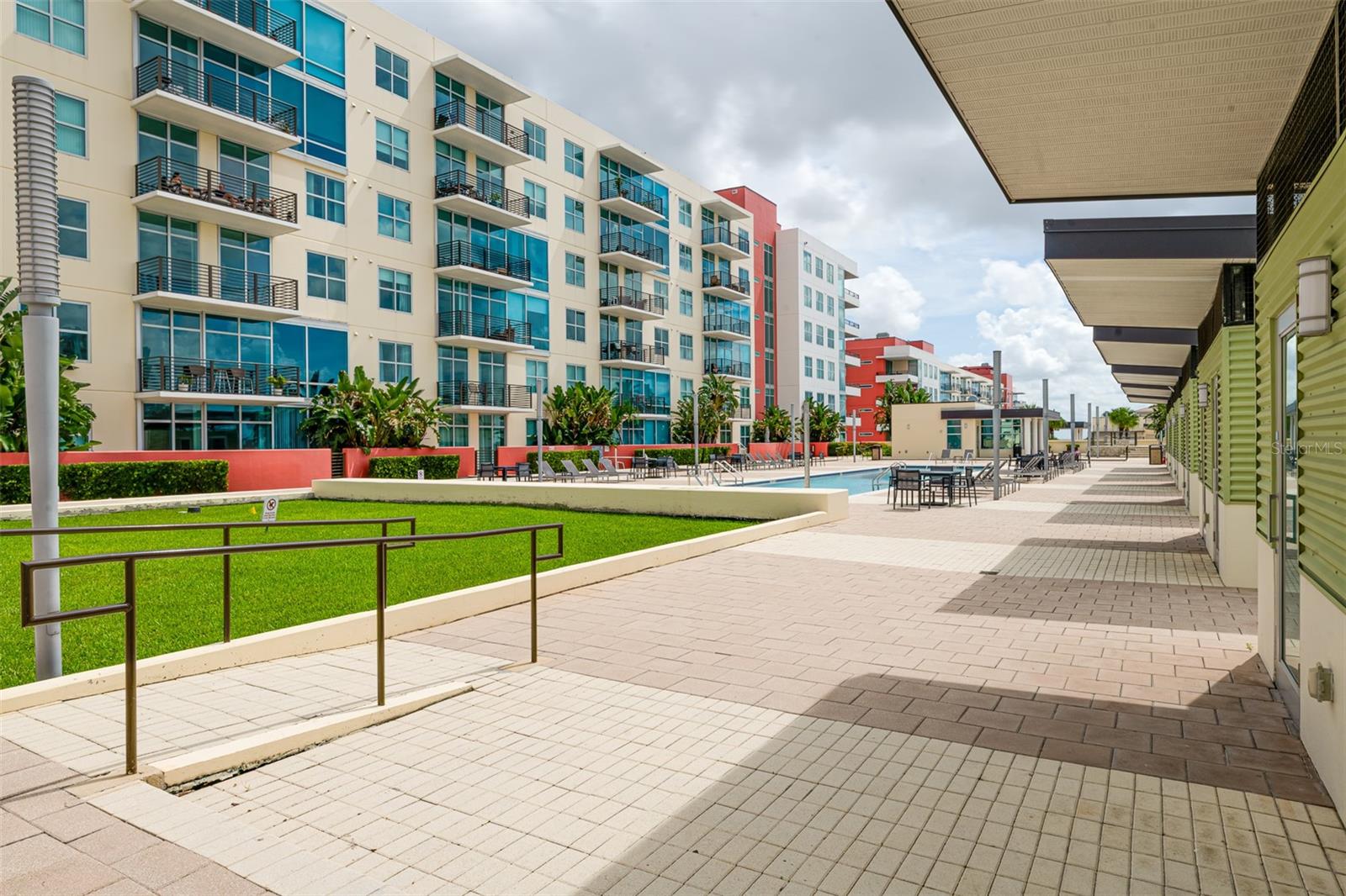 Image 18 of 25 For 1120 Kennedy Boulevard 318