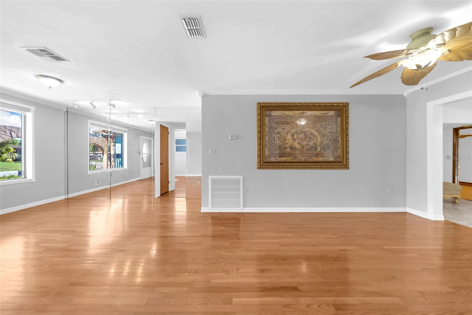 Image 10 of 48 For 4626 29th Avenue N