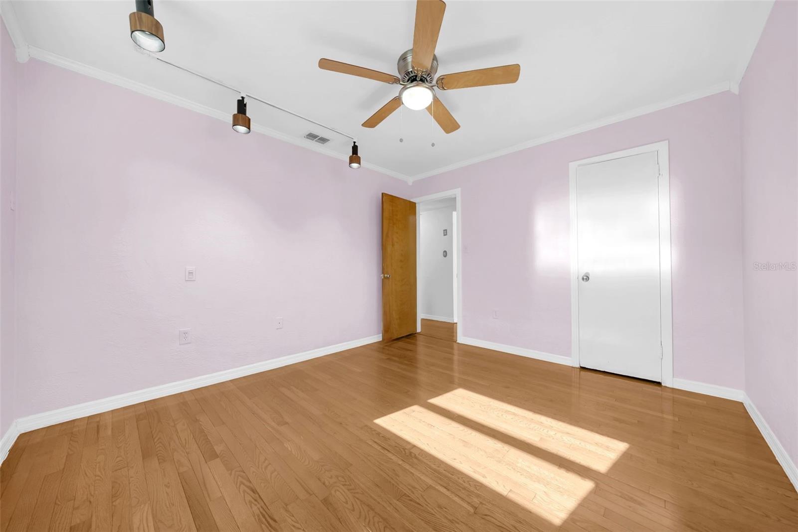 Image 39 of 48 For 4626 29th Avenue N