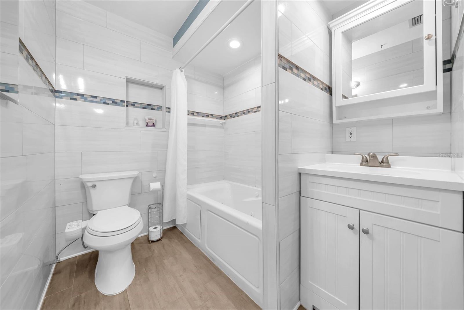 Image 41 of 48 For 4626 29th Avenue N