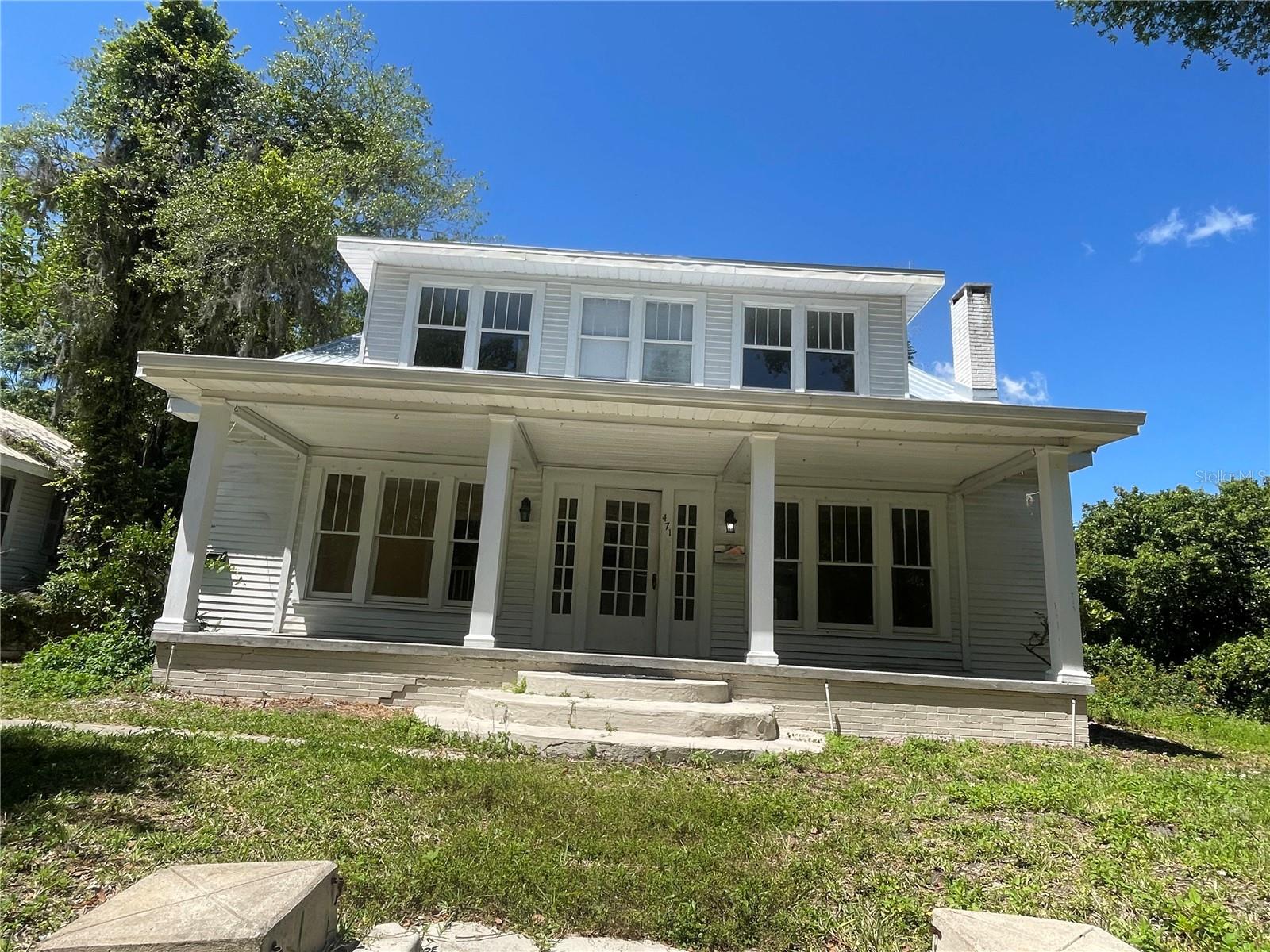 Listing photo id 0 for 471 Howell Avenue
