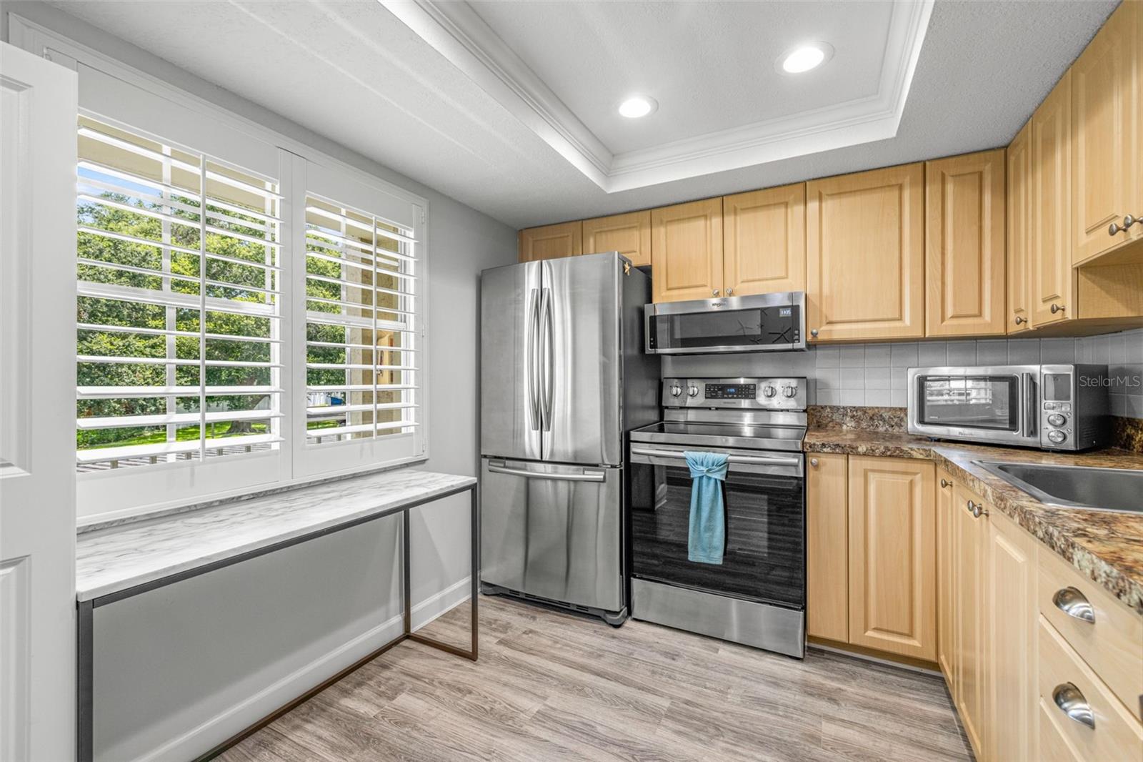 Image 9 of 62 For 946 Virginia Street 207