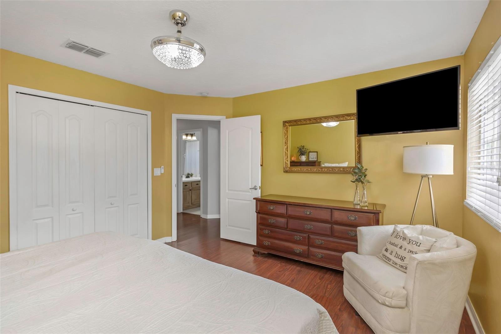 Image 29 of 72 For 14818 Edgemere Drive