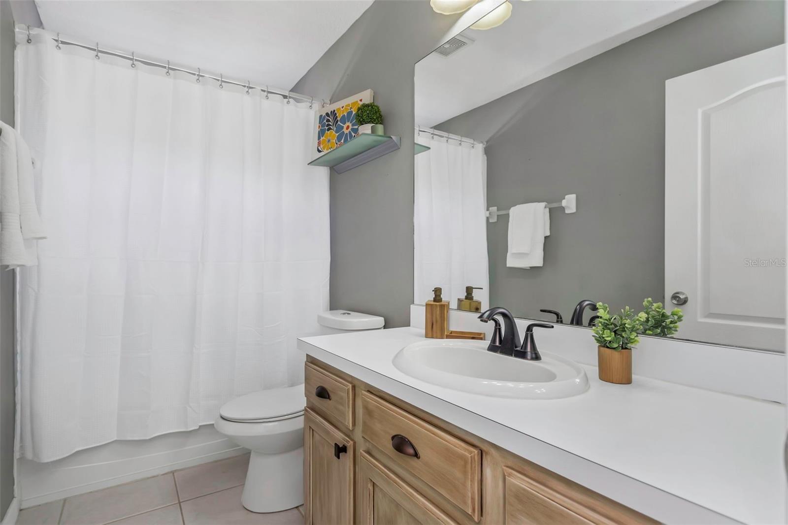Image 30 of 72 For 14818 Edgemere Drive
