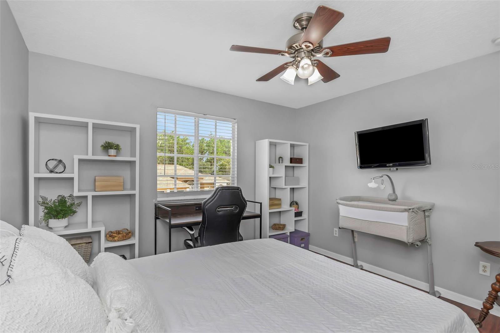 Image 37 of 72 For 14818 Edgemere Drive