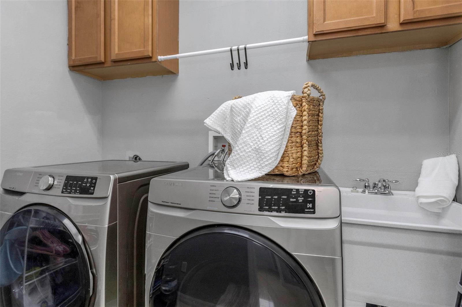 Image 38 of 72 For 14818 Edgemere Drive