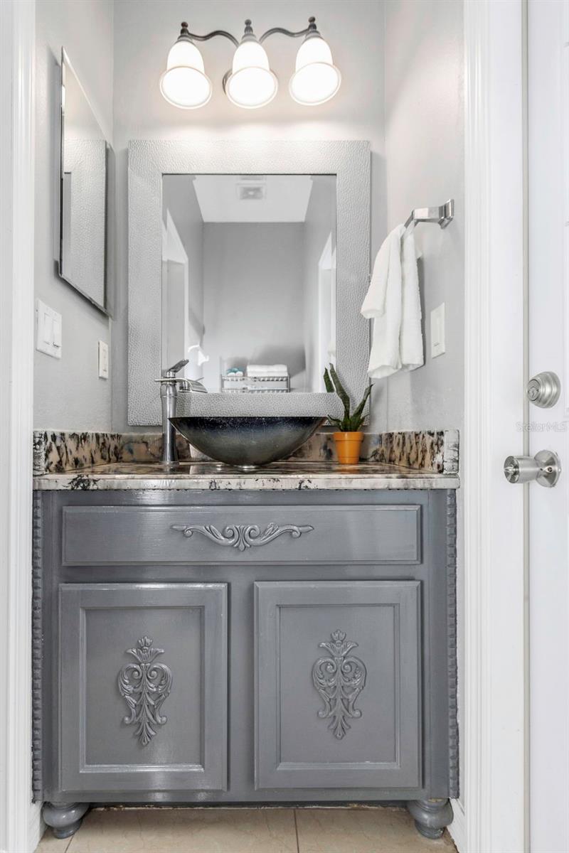 Image 39 of 72 For 14818 Edgemere Drive