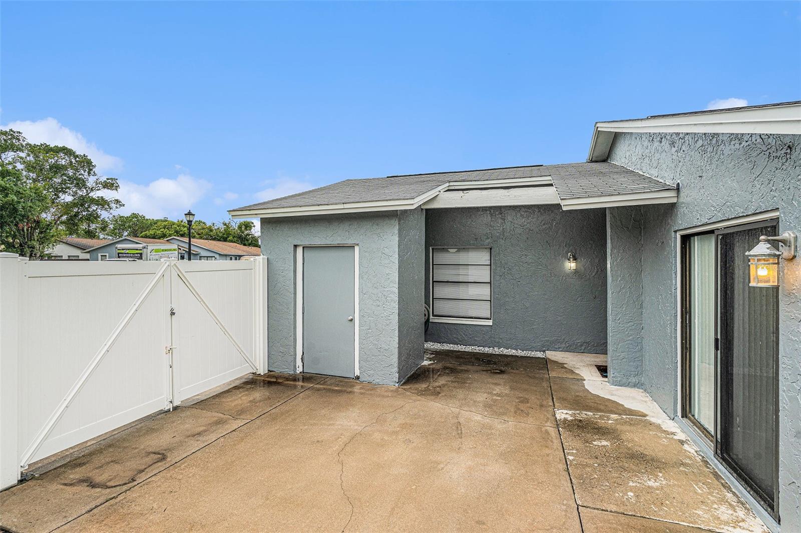 Image 4 of 26 For 10701 Crowngate Lane