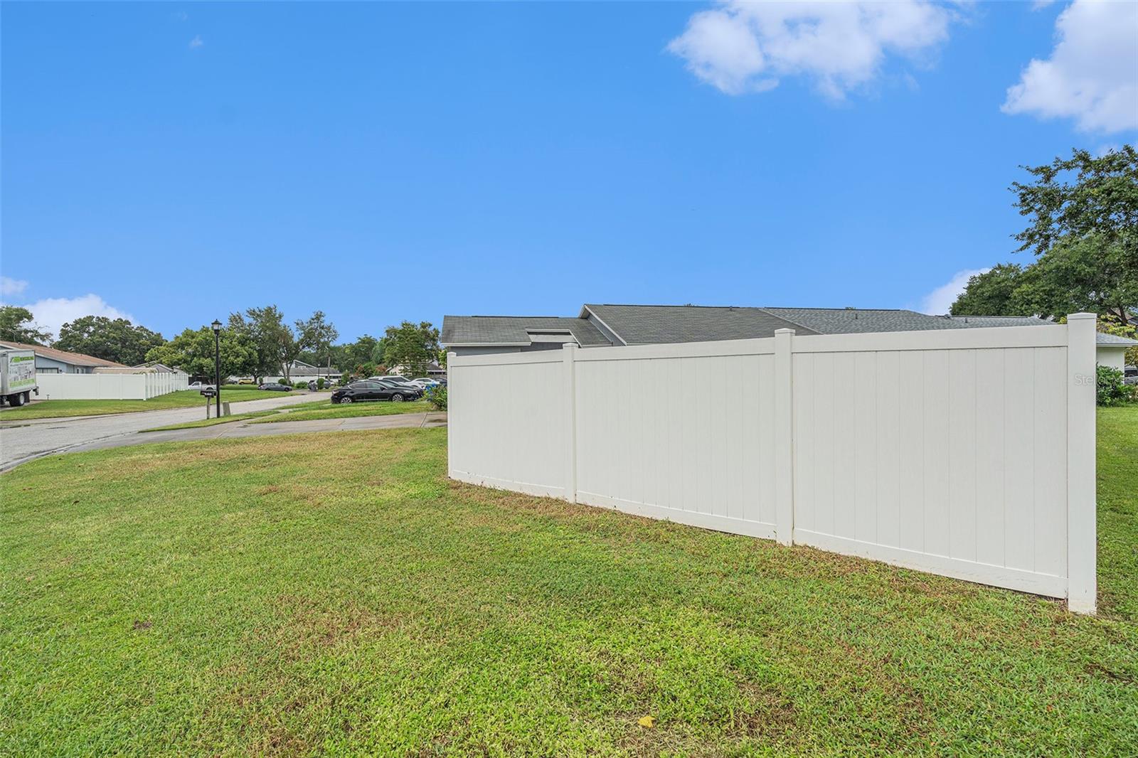 Image 9 of 26 For 10701 Crowngate Lane