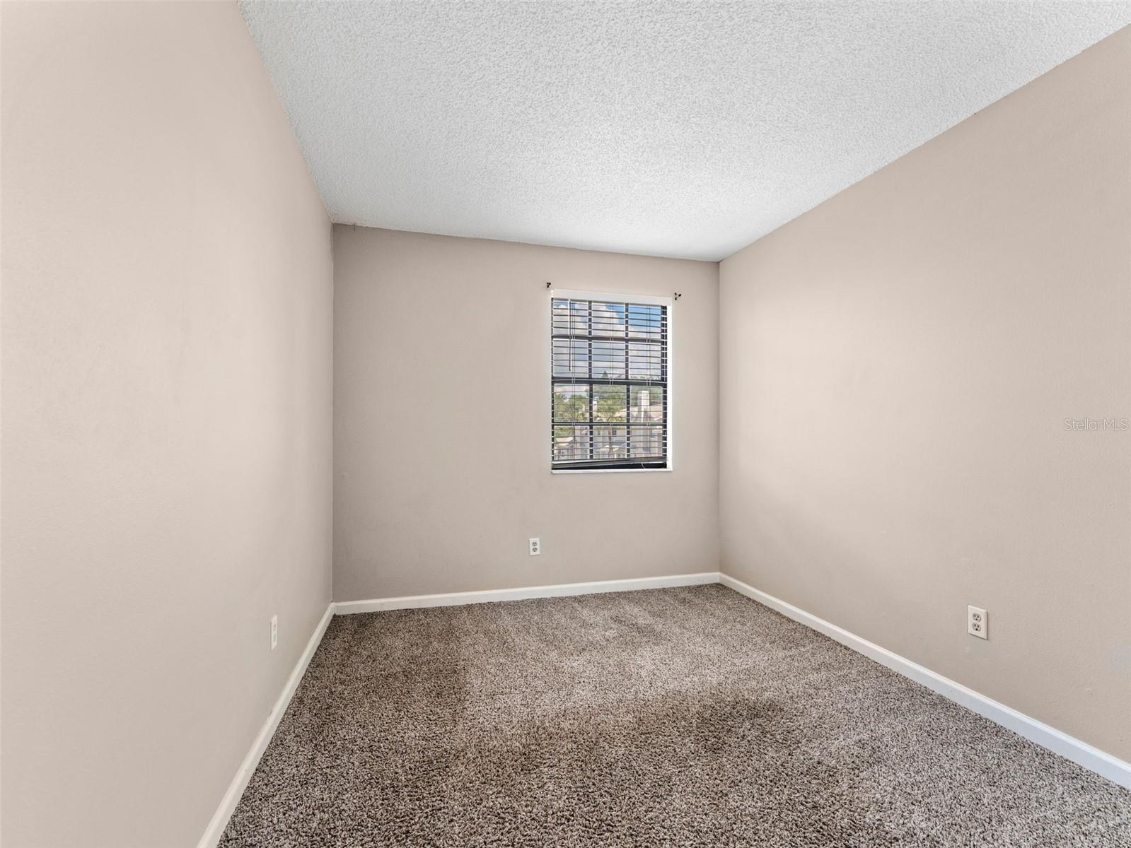 Image 18 of 30 For 5321 Abinger Court